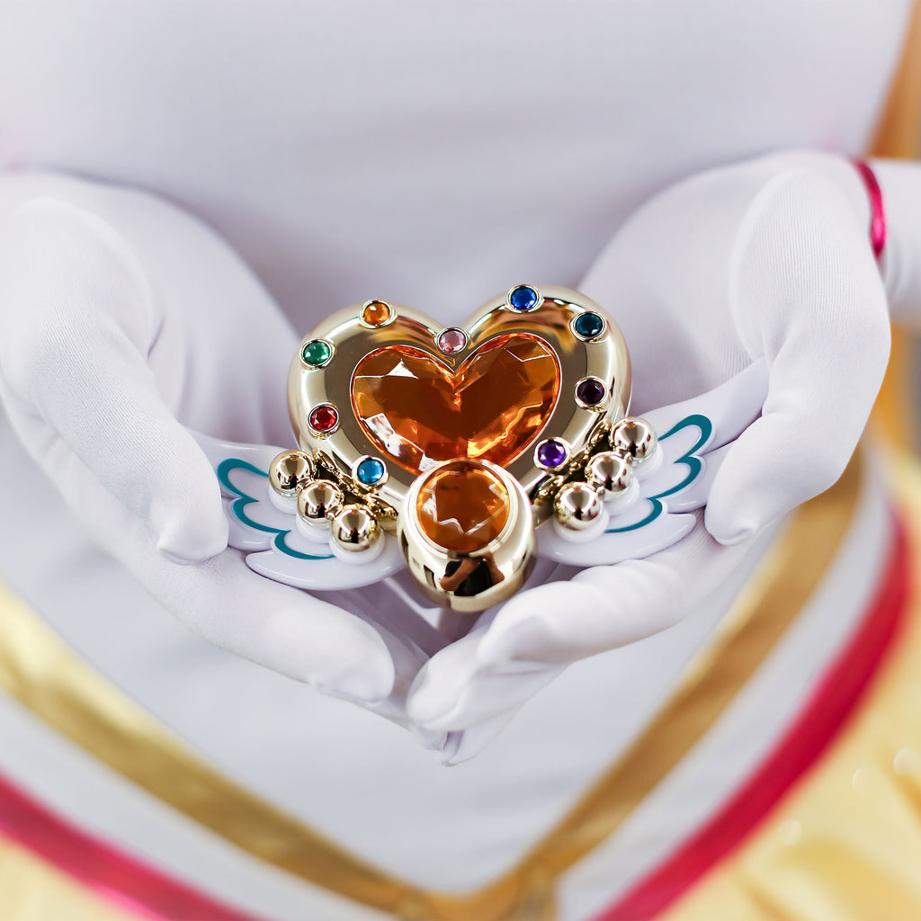 Imagen del producto Sailor Moon - Cosmos Eternal Moon Broche de transformación con efectos de luz y sonido