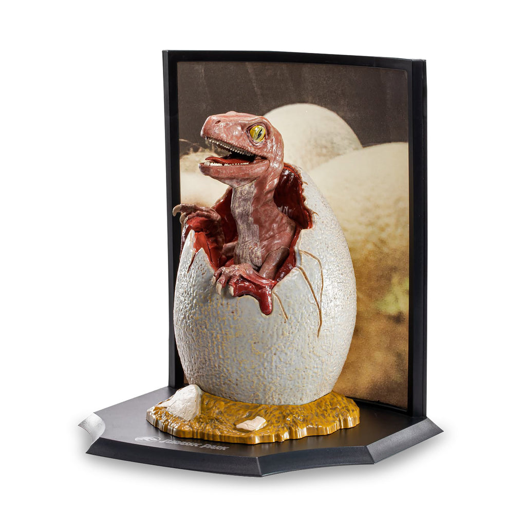 Imagen del producto Jurassic Park - Figura de Diorama de Huevo de Velociraptor Bebé