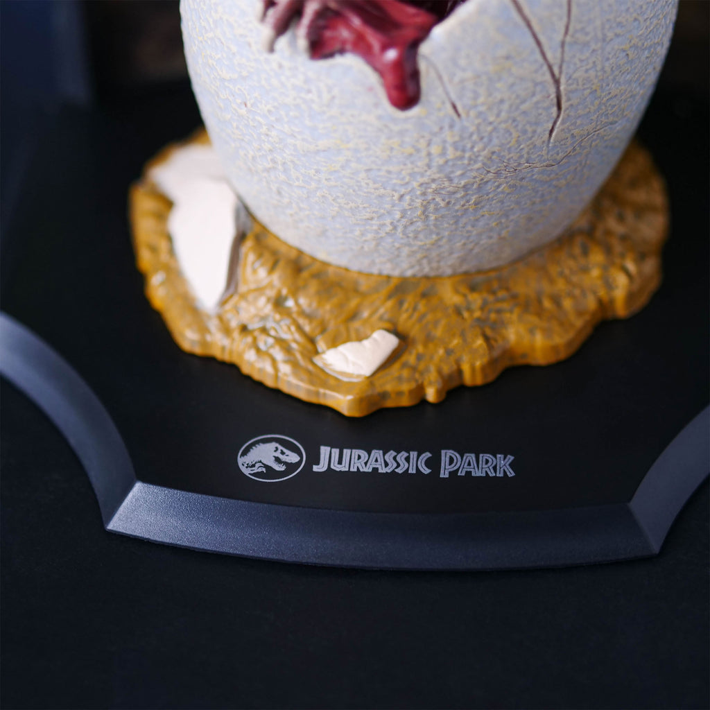 Imagen del producto Jurassic Park - Figura de Diorama de Huevo de Velociraptor Bebé
