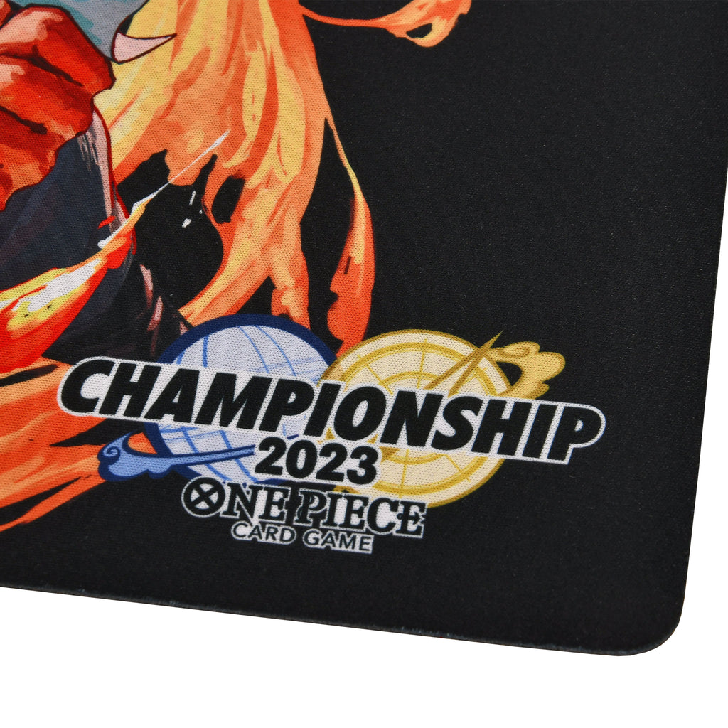 Imagen del producto One Piece Card Game - Alfombrilla y caja de almacenamiento de Ace, Sabo y Luffy