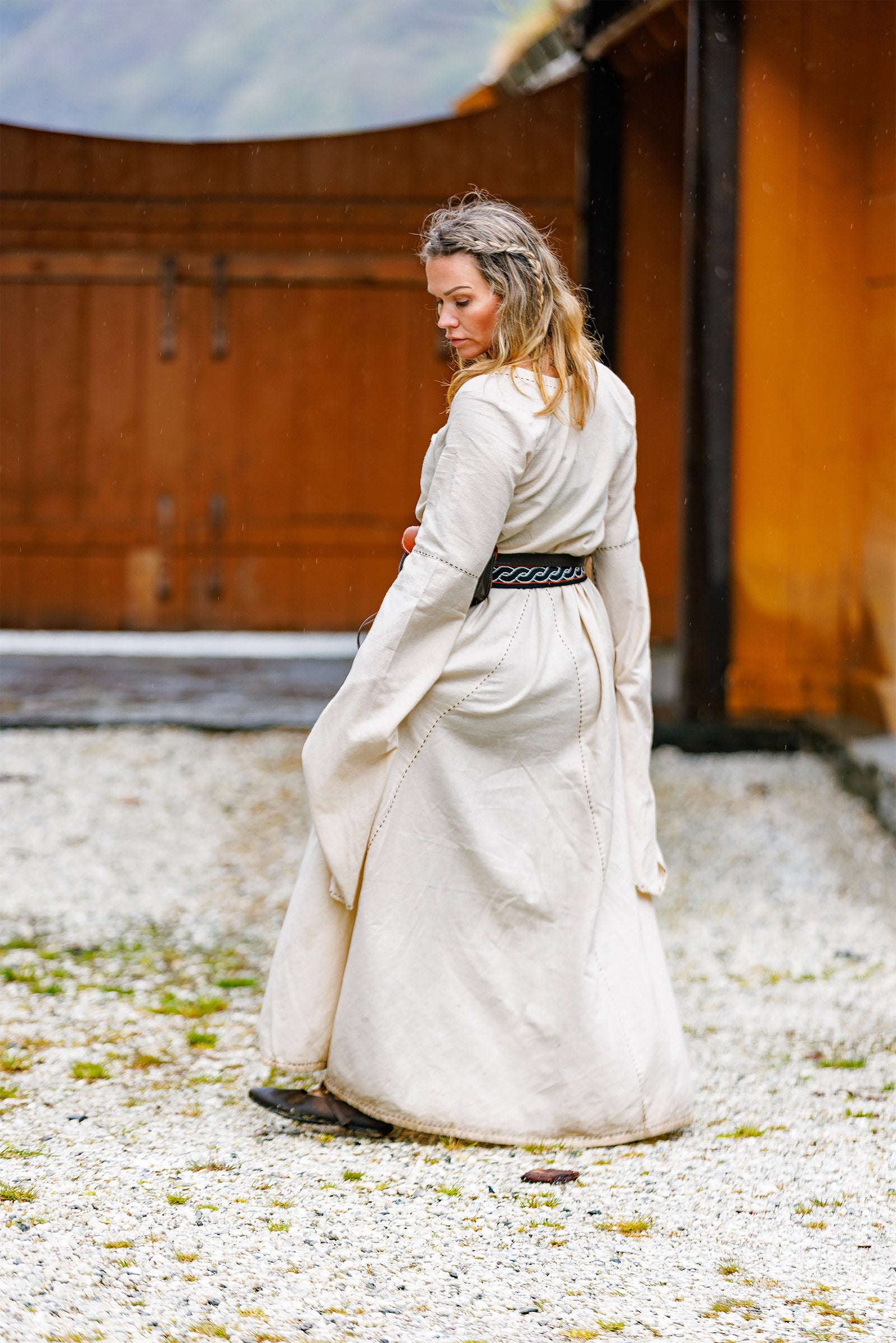 Imagen del producto Vestido medieval Begina beige