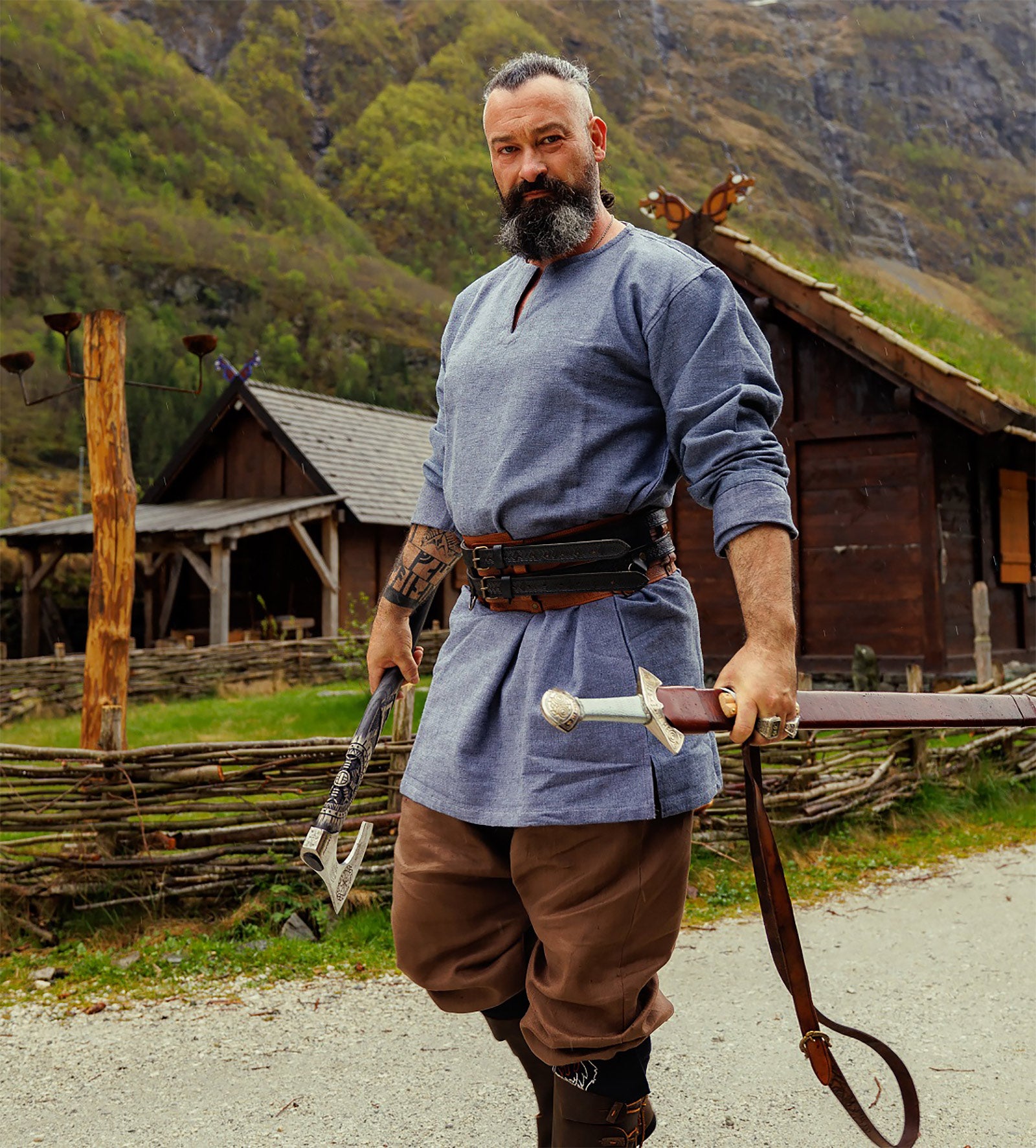 Imagen del producto Túnica vikinga Torsten azul-gris