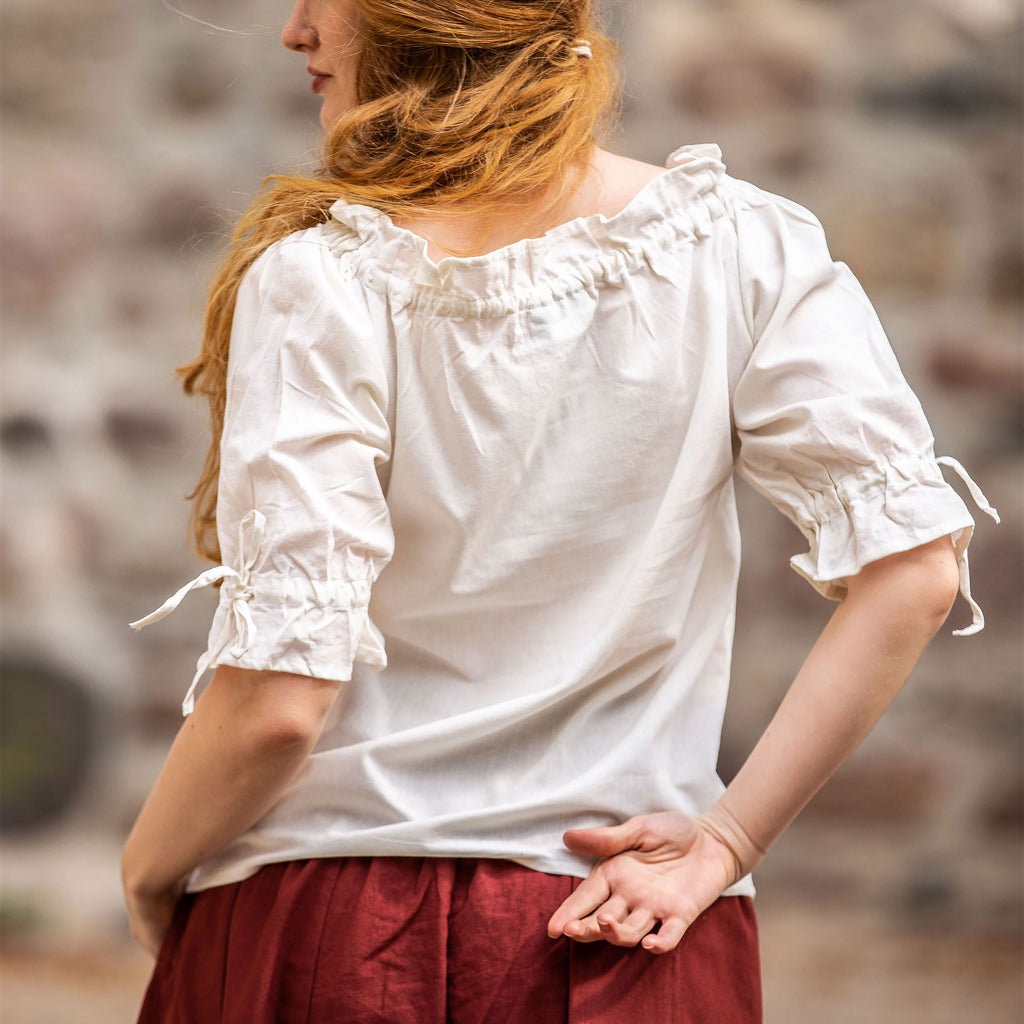 Imagen del producto Blusa medieval de manga corta Vera Beige