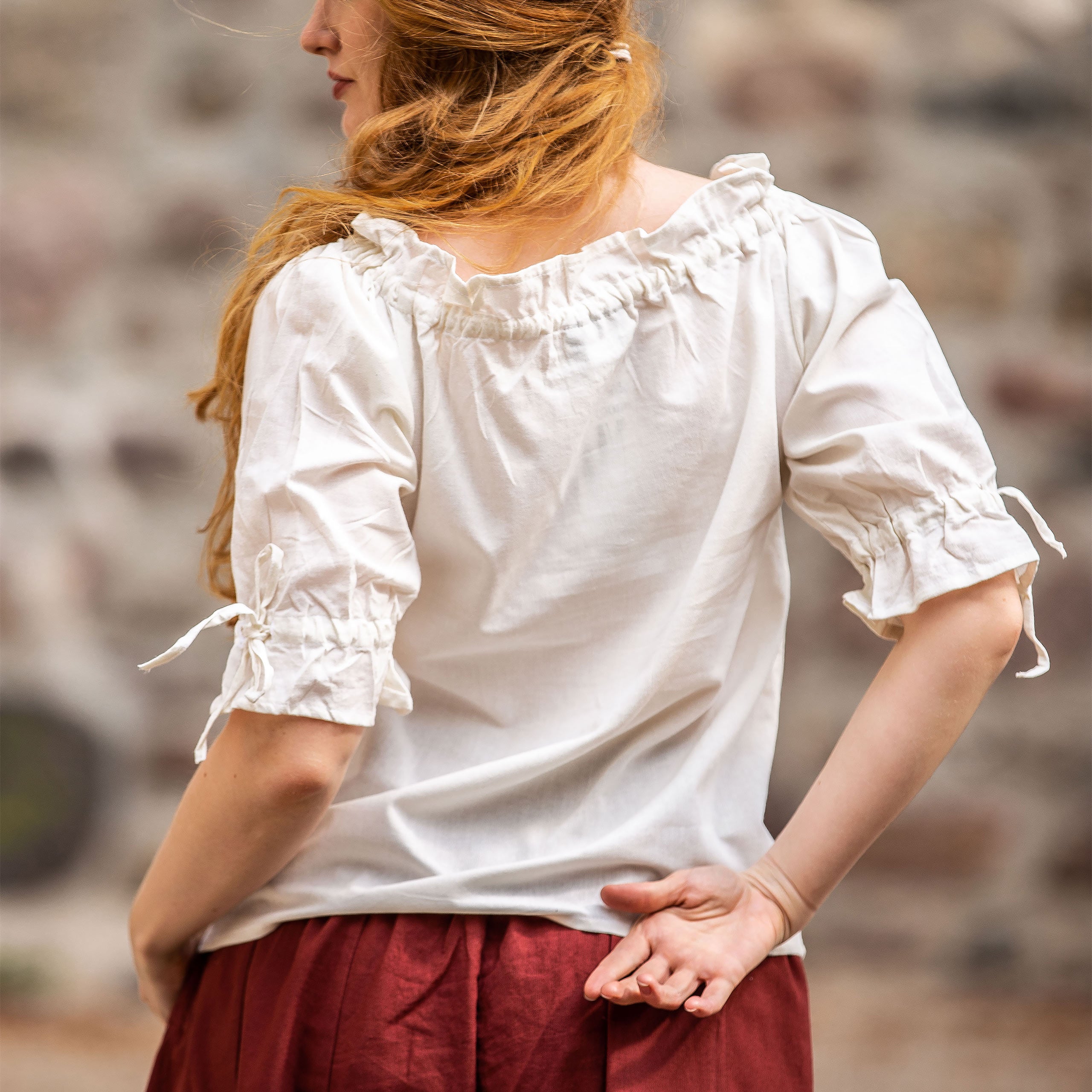 Imagen del producto Blusa medieval de manga corta Vera Beige