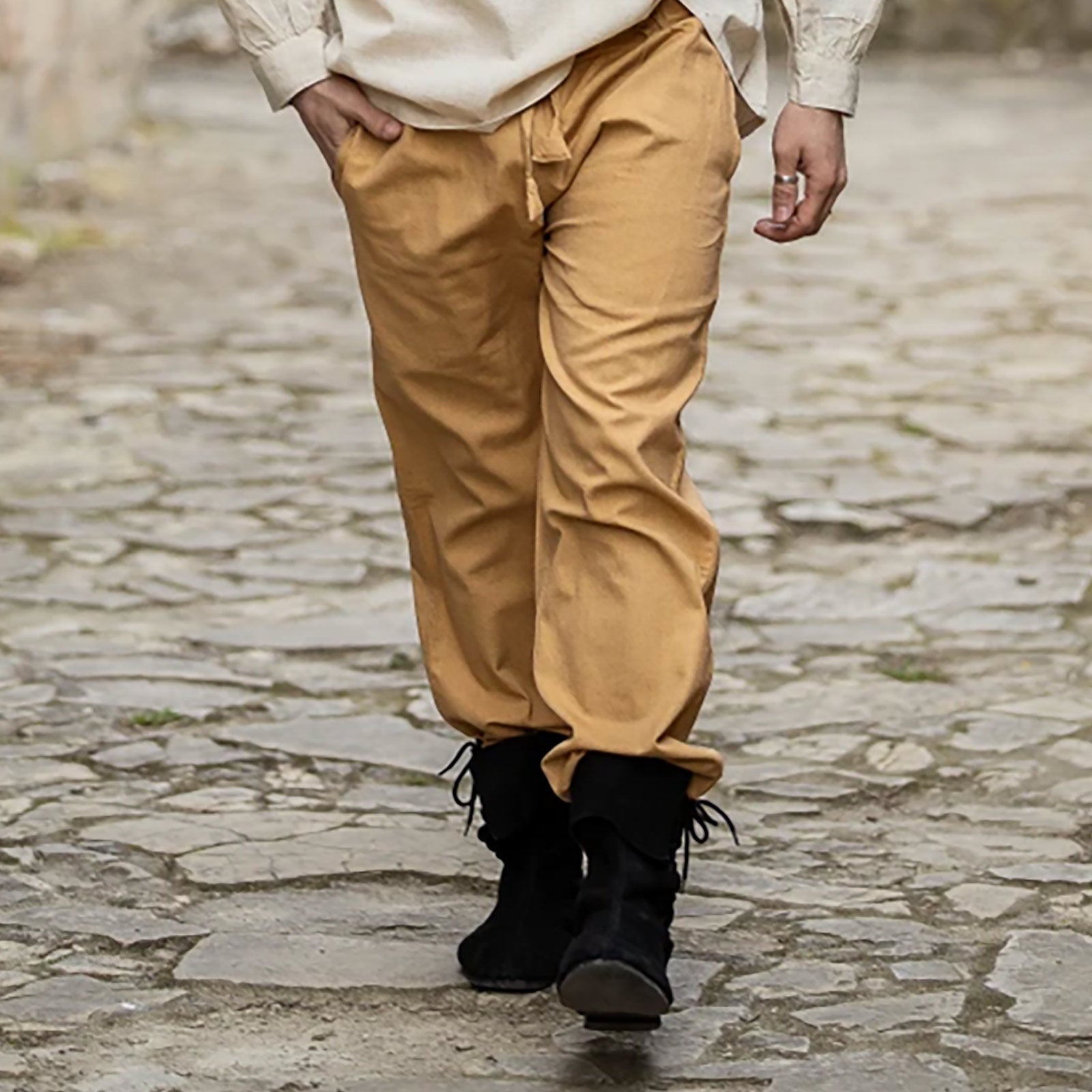 Imagen del producto Pantalones medievales Veit marrón claro