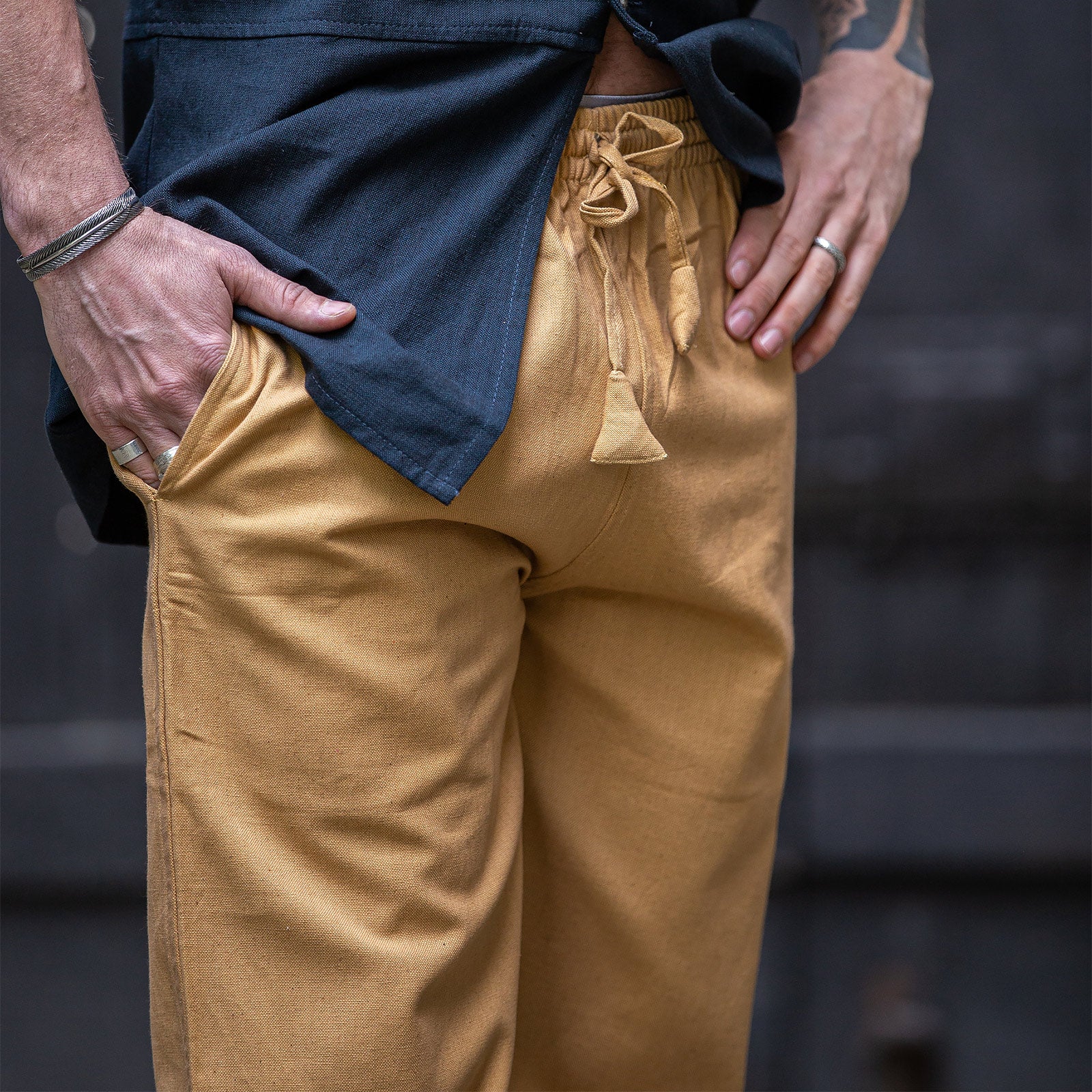 Imagen del producto Pantalones medievales Veit marrón claro