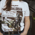 Imagen del producto Camiseta blanca de Grogu y Mandaloriano - Star Wars The Mandalorian