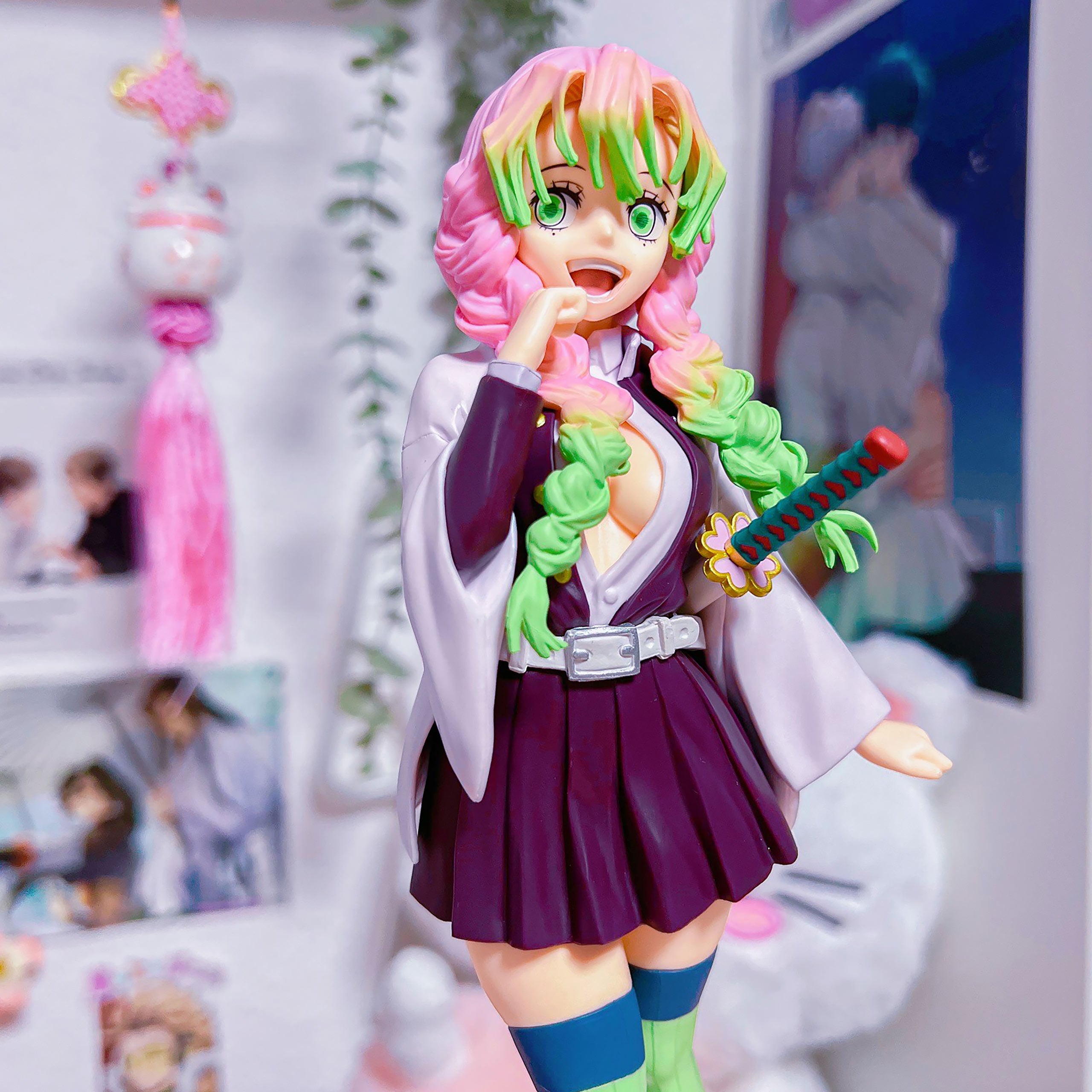 Product image Demon Slayer - Mitsuri Kanroji Glitter & Glamours Figure