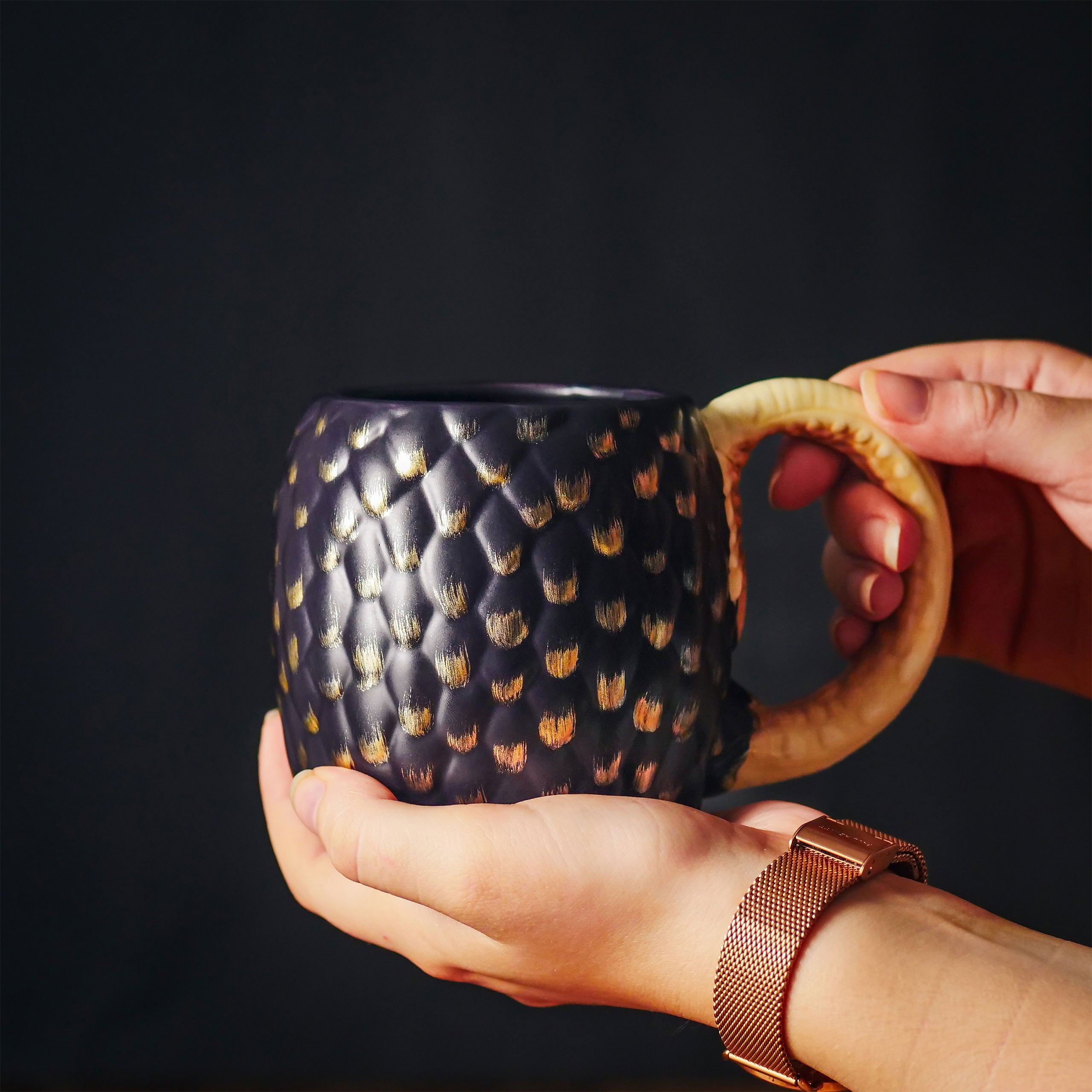 Imagen del producto Casa del Dragón - Taza 3D de Huevo de Dragón