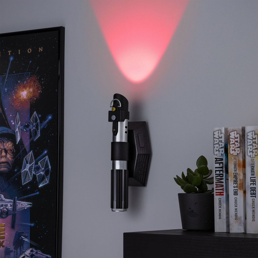 Imagen del producto Star Wars - Lámpara de pared LED de sable láser con sonido
