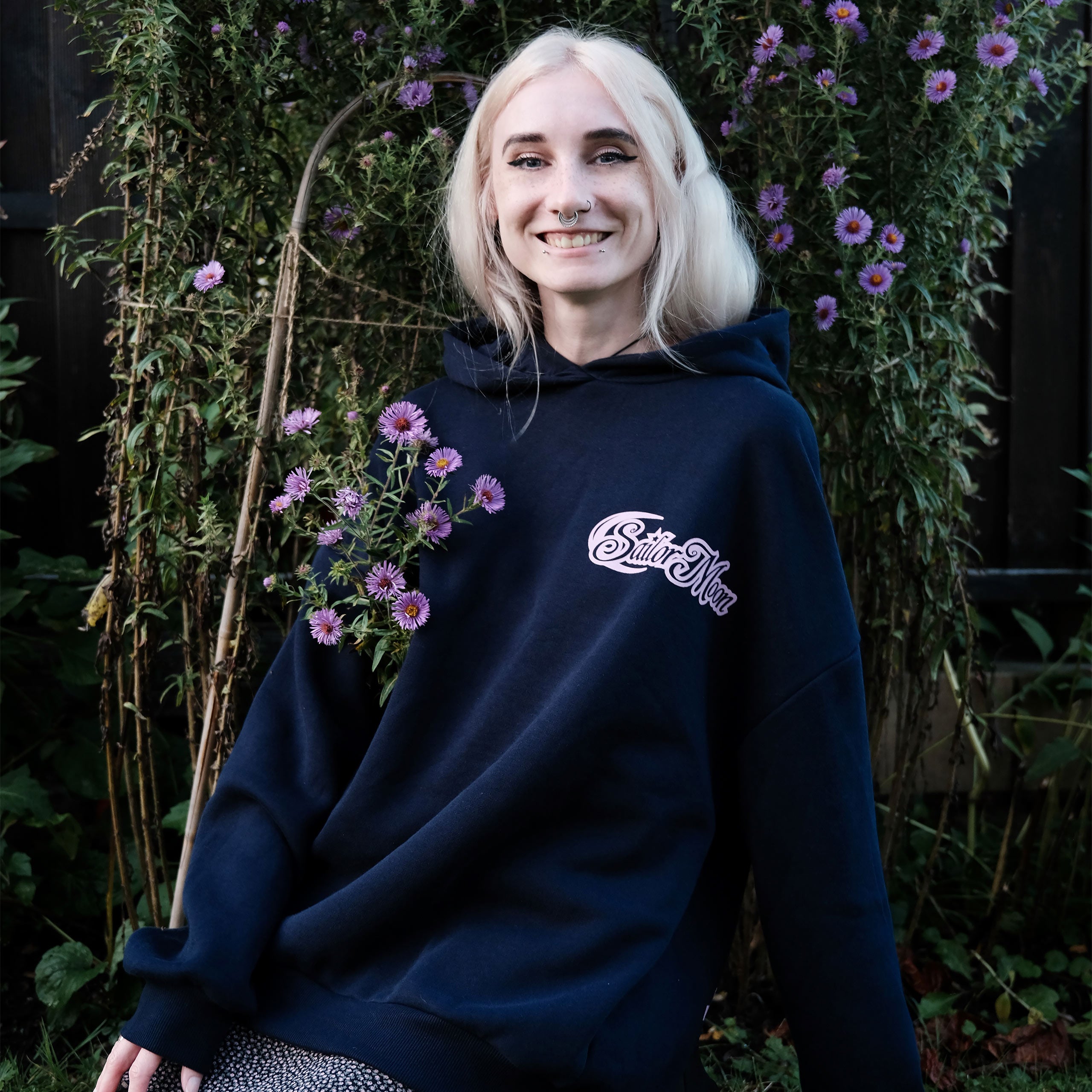 Imagen del producto Sailor Moon - Sudadera con capucha azul silueta