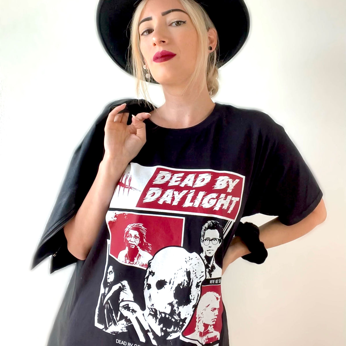 Imagen del producto Dead by Daylight - Camiseta Retro Line Trapper negra
