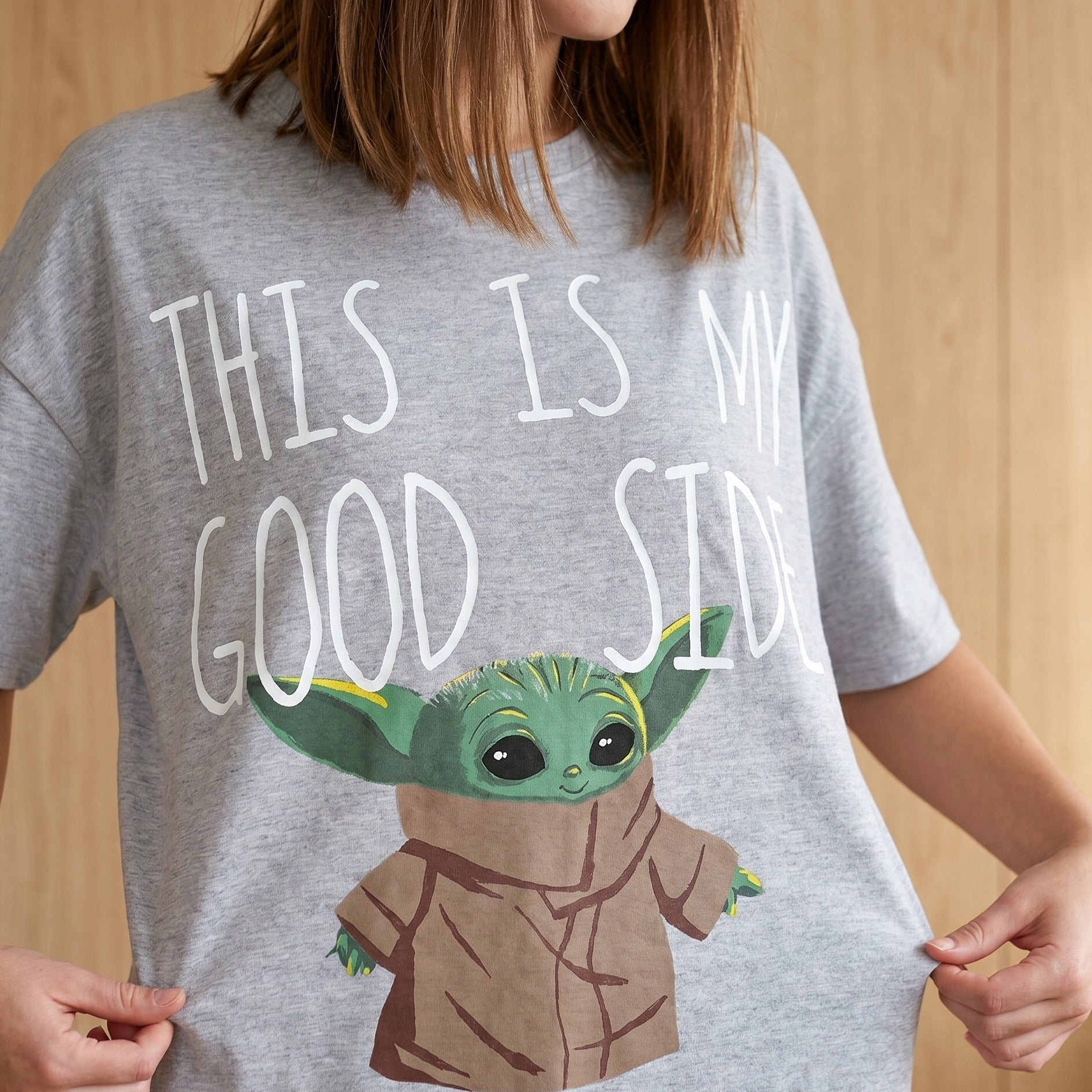 Imagen del producto Grogu Good Side Camiseta Oversize Blanca - Star Wars The Mandalorian