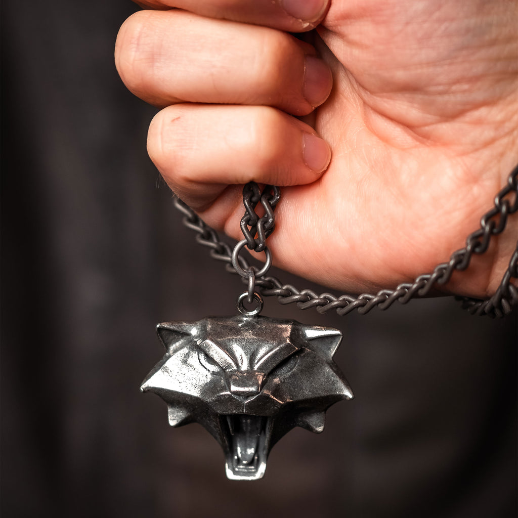 Imagen del producto Witcher - Collar de medallón de la Escuela del Gato