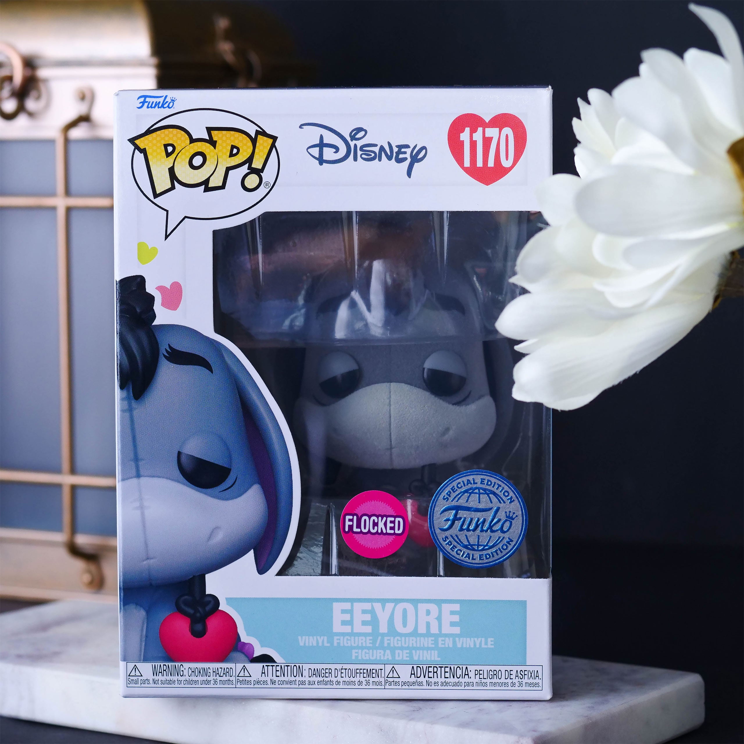 Imagen del producto Winnie Pooh - I-Aah con corazón Funko Pop Figura