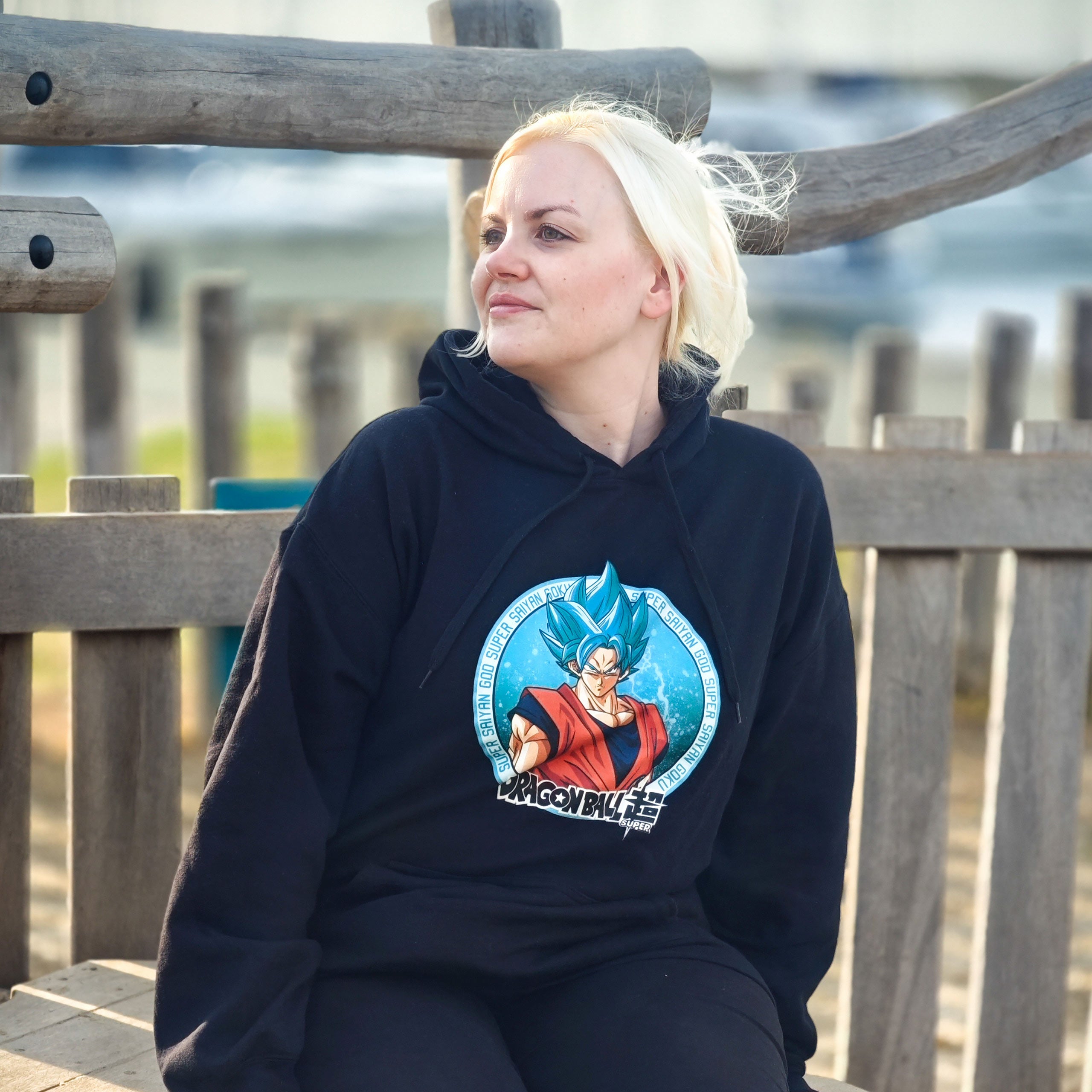 Imagen del producto Dragon Ball Super - Sudadera con capucha de Goku Super Saiyan Blue negra