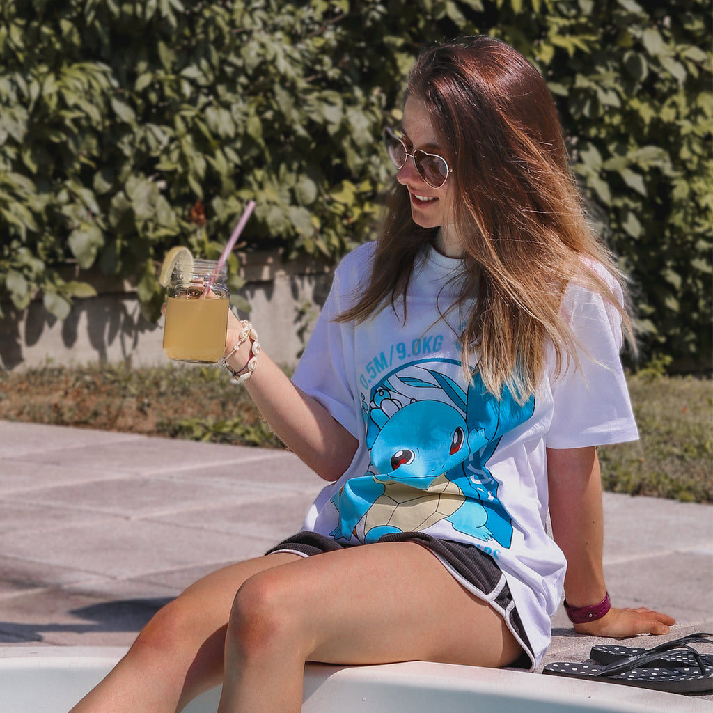 Imagen del producto Pokemon - Camiseta Surfer Squirtle blanca