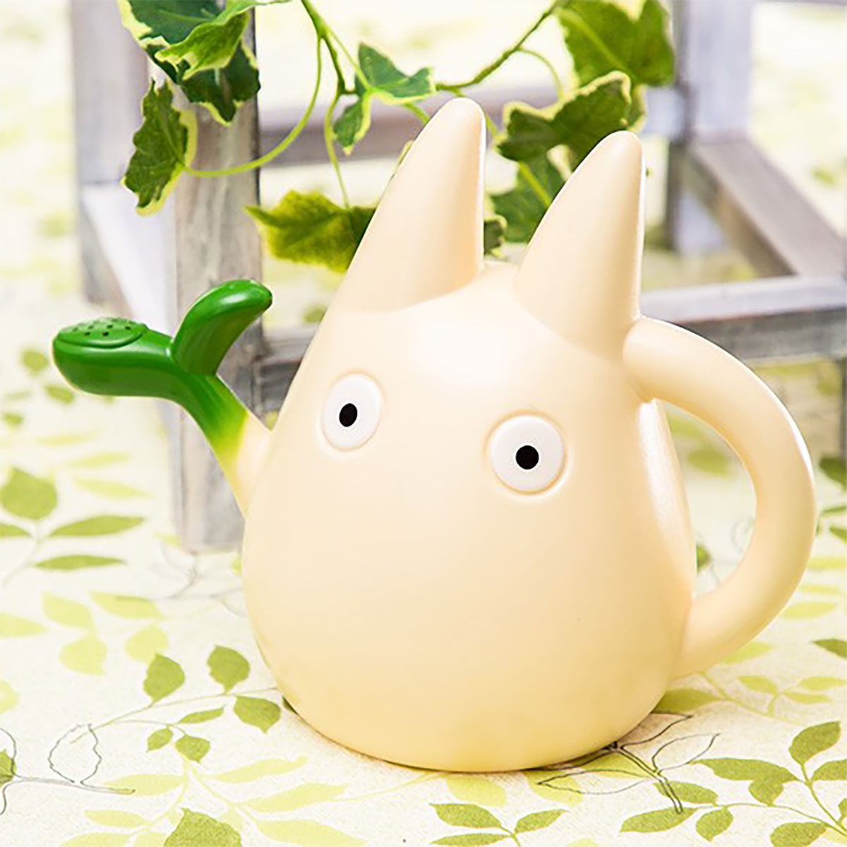 Imagen del producto Regadera Totoro