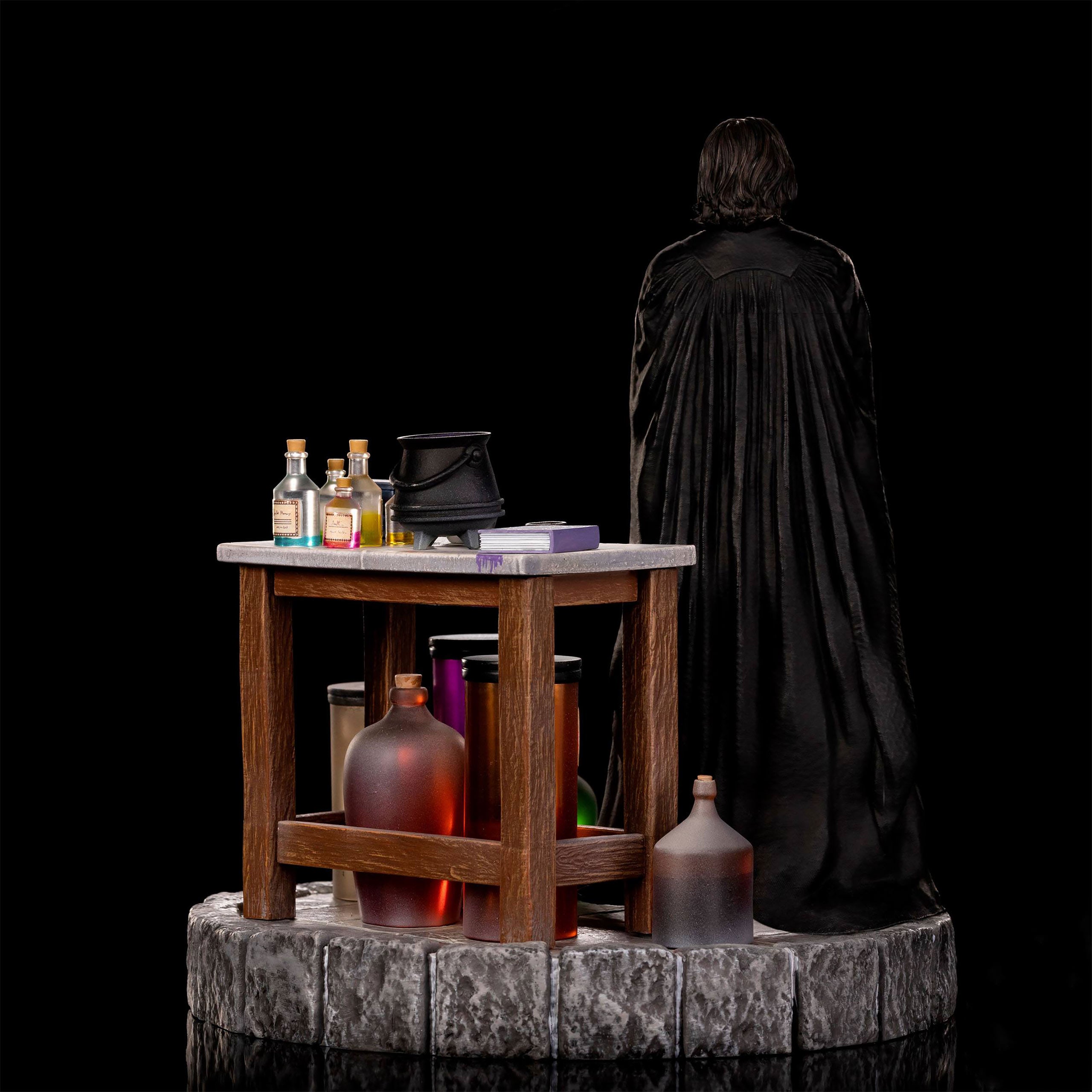 Imagen del producto Harry Potter - Estatua Deluxe a escala de arte de Severus Snape 1:10