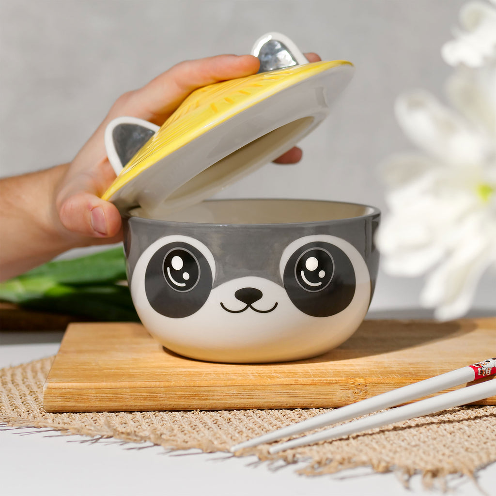 Imagen del producto Tazón Kawaii de Mapache con Tapa para Fans de Anime