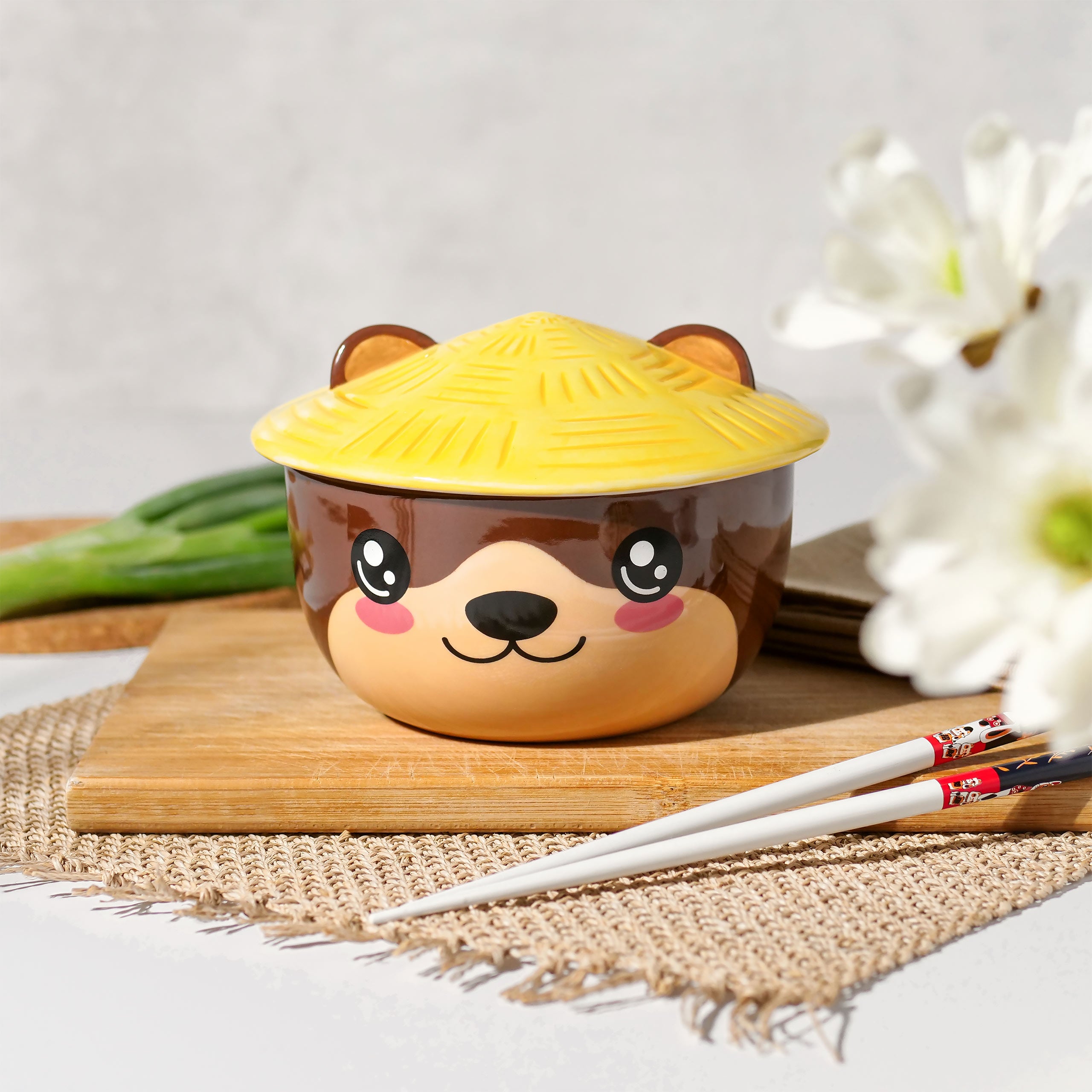 Imagen del producto Tazón Kawaii de Nutria con tapa para fans del Anime