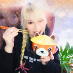 Imagen del producto Tazón Kawaii de Panda Rojo con tapa para fans del Anime