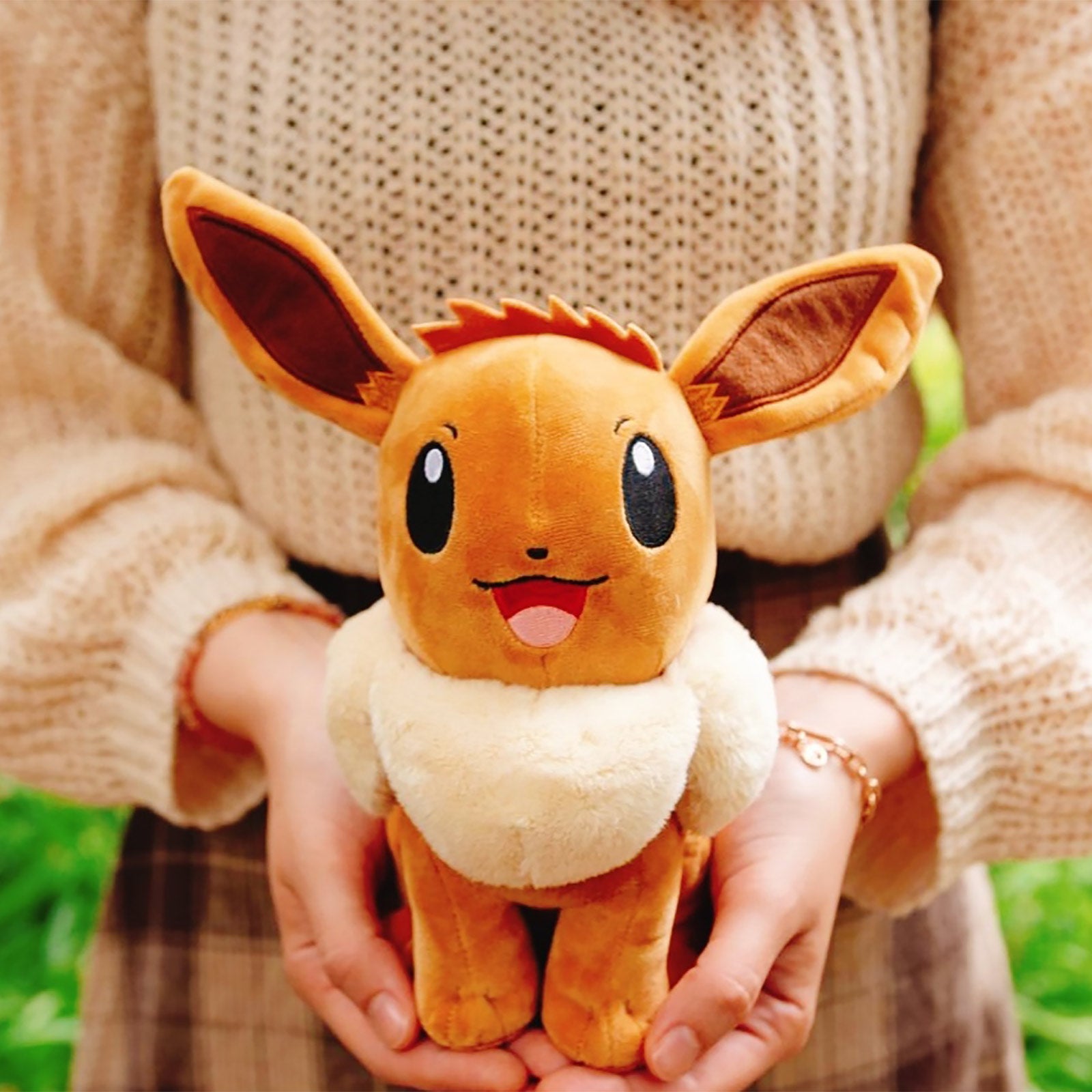 Imagen del producto Pokemon - Figura de peluche Eevee de 23 cm