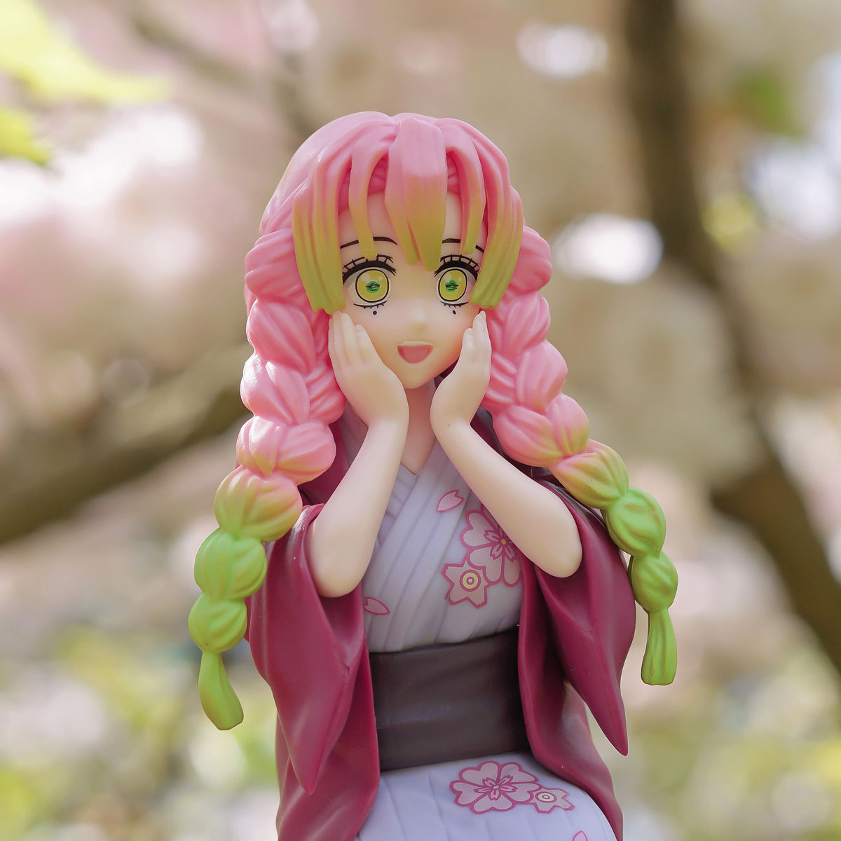 Imagen del producto Demon Slayer - Figura de Mitsuri Kanroji Swordsmith Village Arc Perching