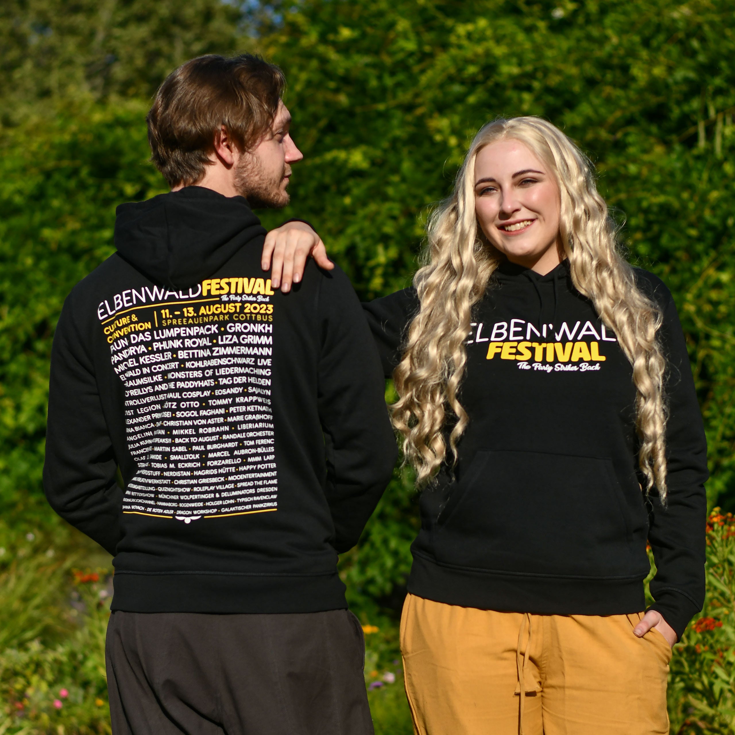 Imagen del producto Elbenwald Festival The Party Strikes Back Sudadera con capucha negra