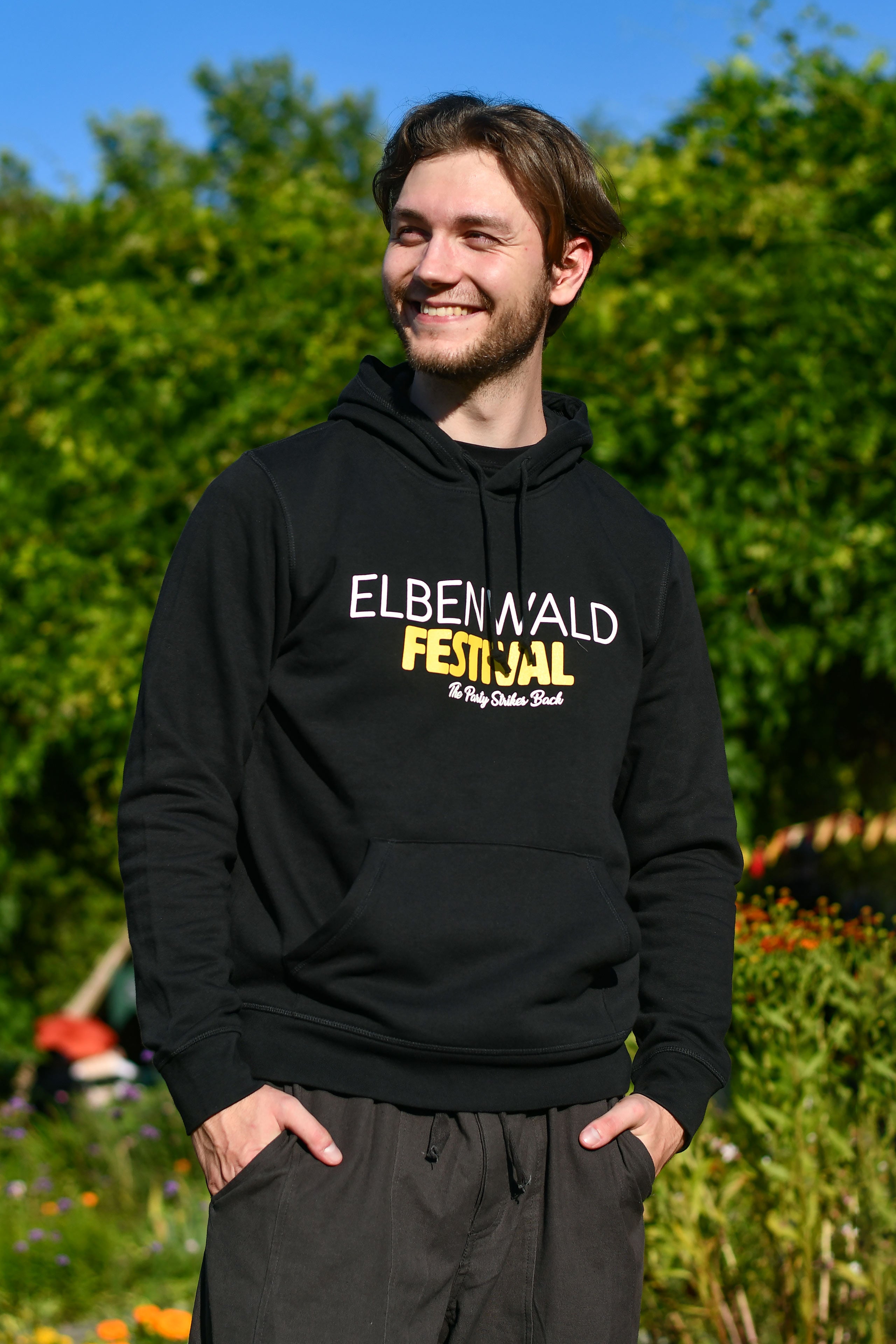 Imagen del producto Elbenwald Festival The Party Strikes Back Sudadera con capucha negra