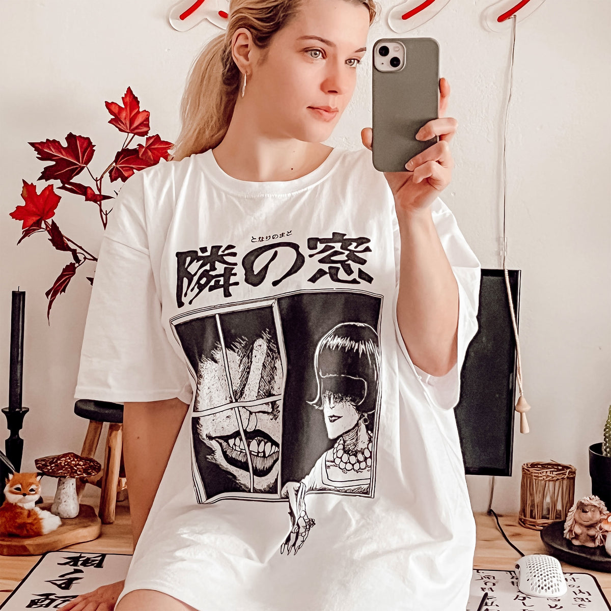 Imagen del producto Junji Ito - Camiseta blanca de ventana