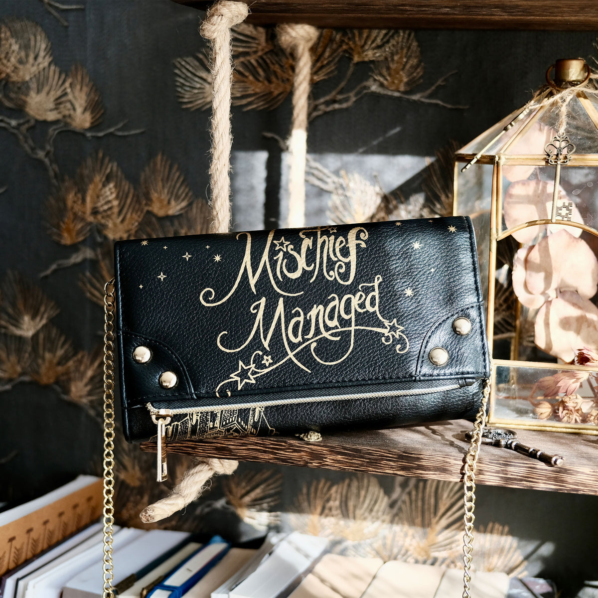 Product image Harry Potter - Mischief Managed Crossbody Bag
