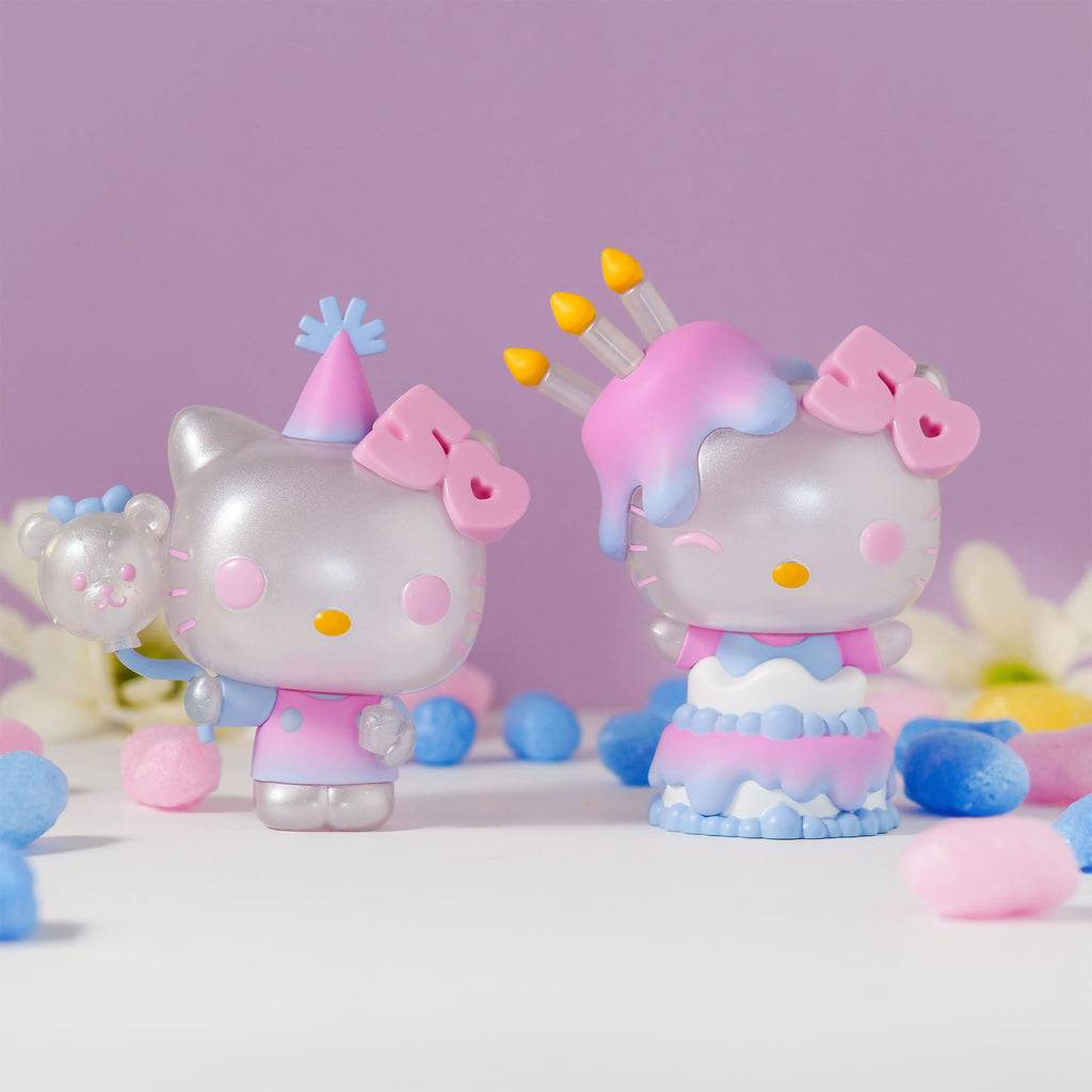 Imagen del producto Figura Funko Pop Hello Kitty con pastel 50 aniversario