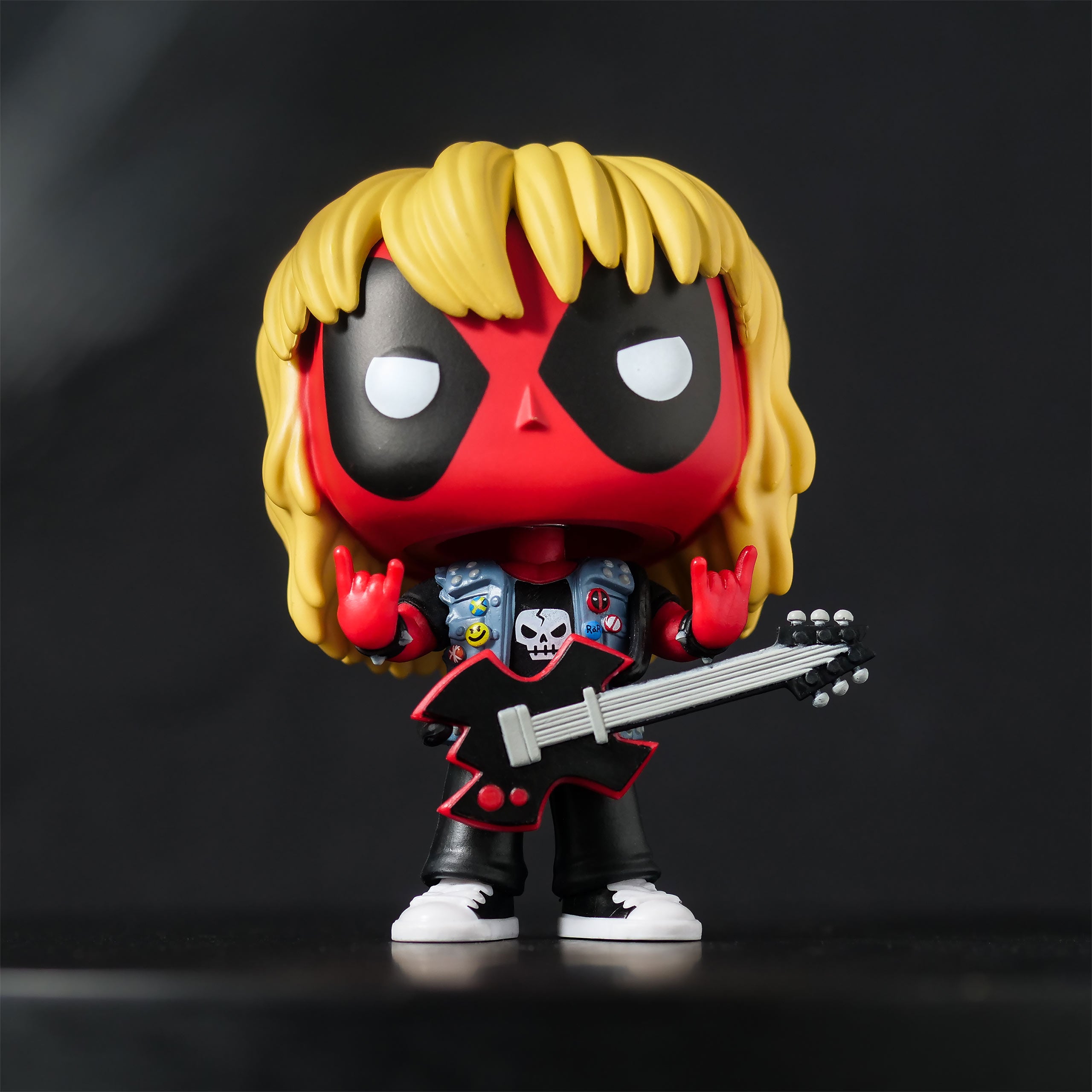 Imagen del producto Figura de cabeza oscilante de Deadpool Heavy Metal Funko Pop