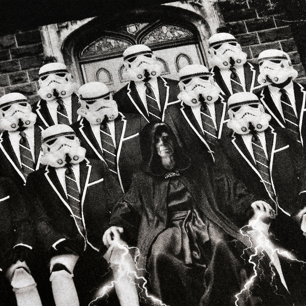 Imagen del producto Camiseta Dark Side Academy 83 para fans de Star Wars negra