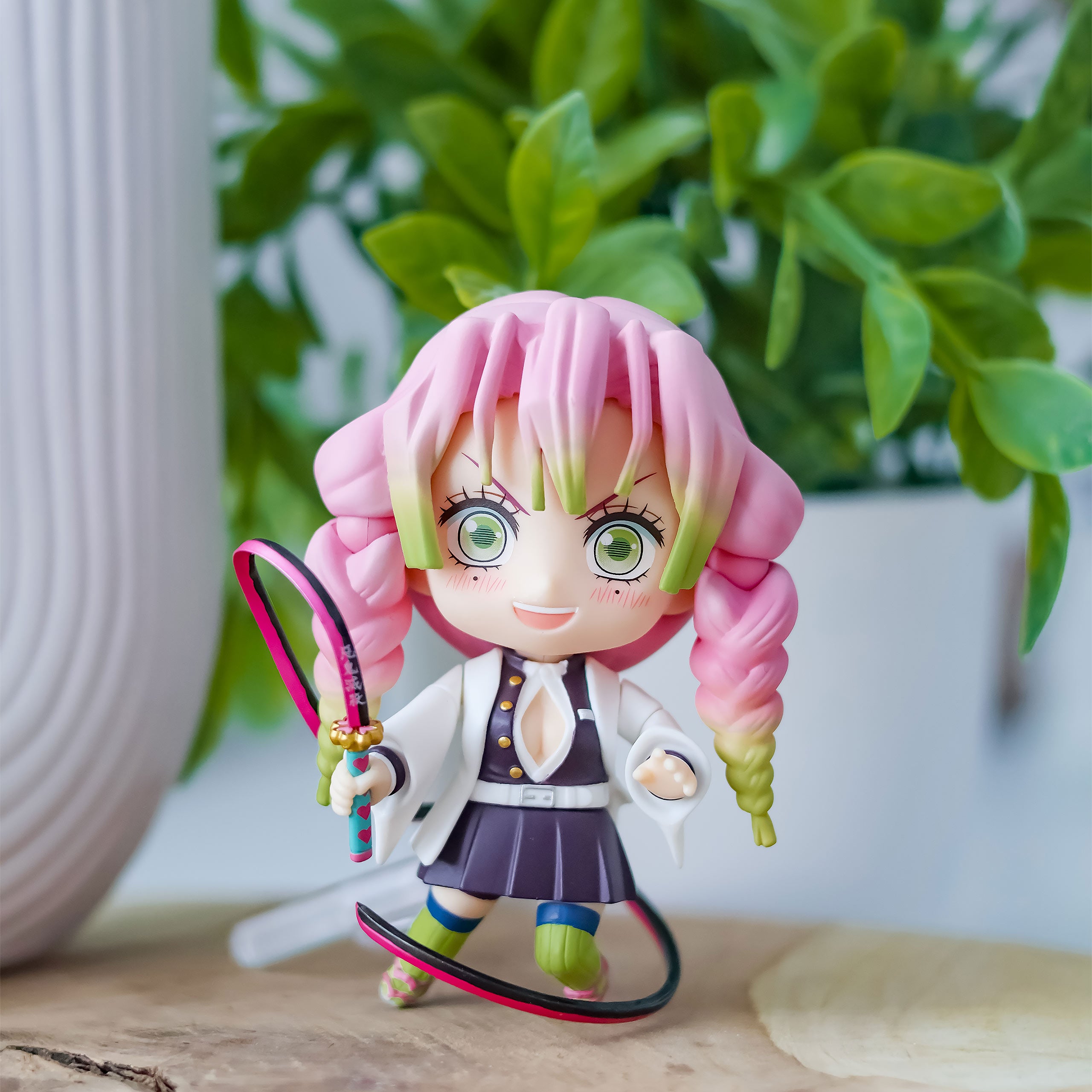 Product image Demon Slayer - Mitsuri Kanroji Nendoroid Action Figure