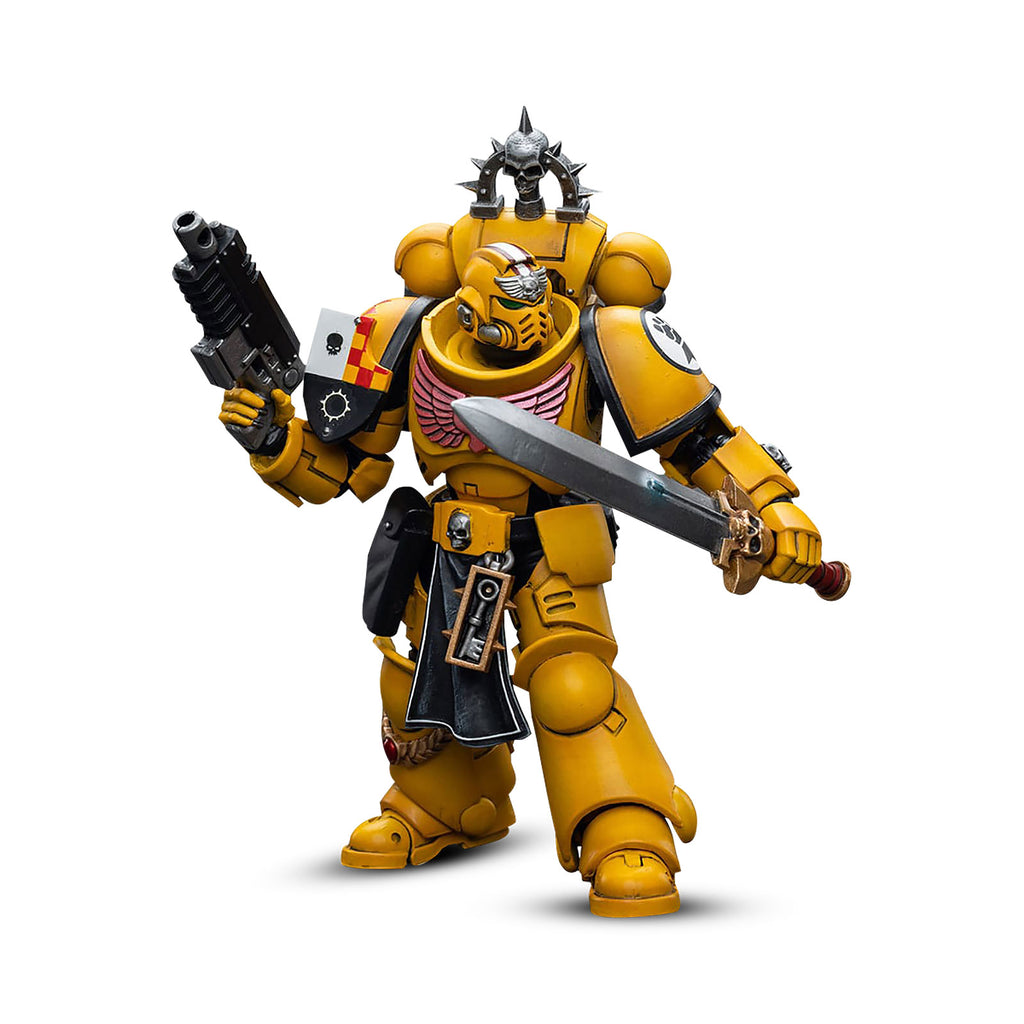 Product image Warhammer 40k - Imperial Fists Lieutenant with Power Sword Action Figure