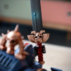 Imagen del producto Warhammer 40k - Teniente de Ultramarines con Figura de Acción de Puño de Poder 1:18