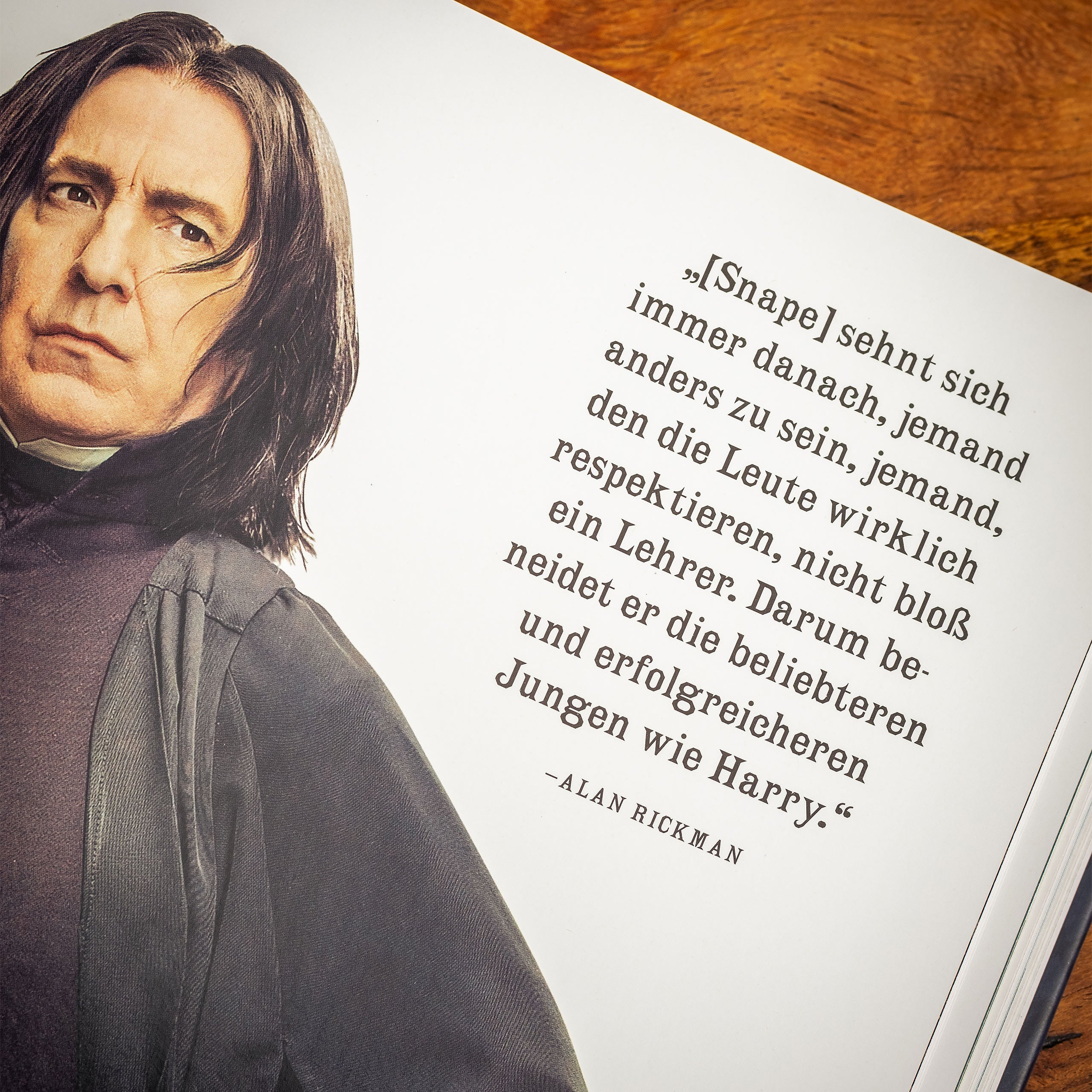 Imagen del producto Harry Potter - Quién es Quién - Manual de los Personajes del Mundo Mágico