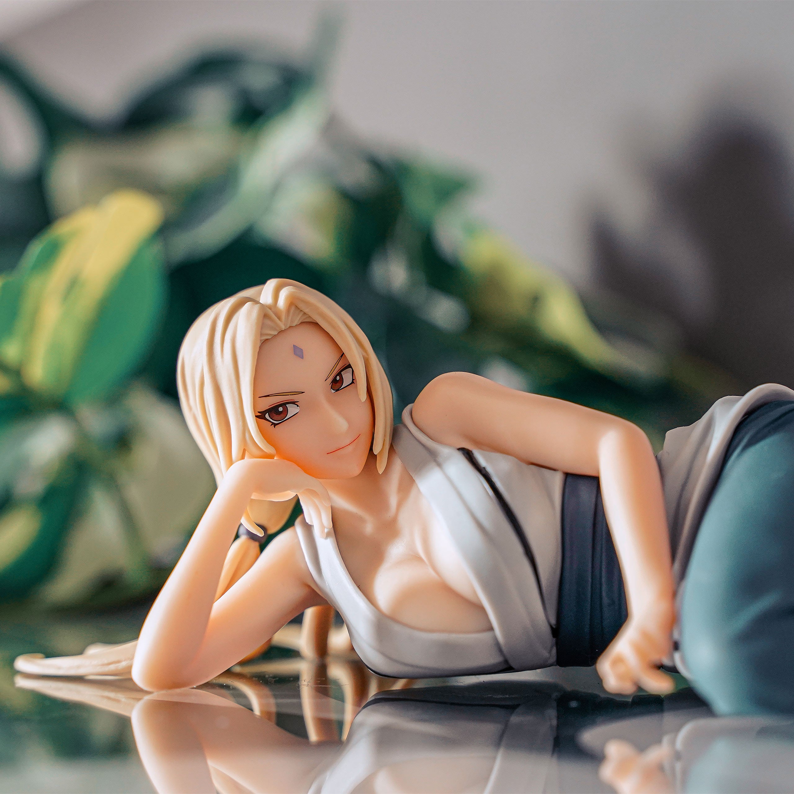 Product image Naruto Shippuden - Tsunade Relax Time Figure