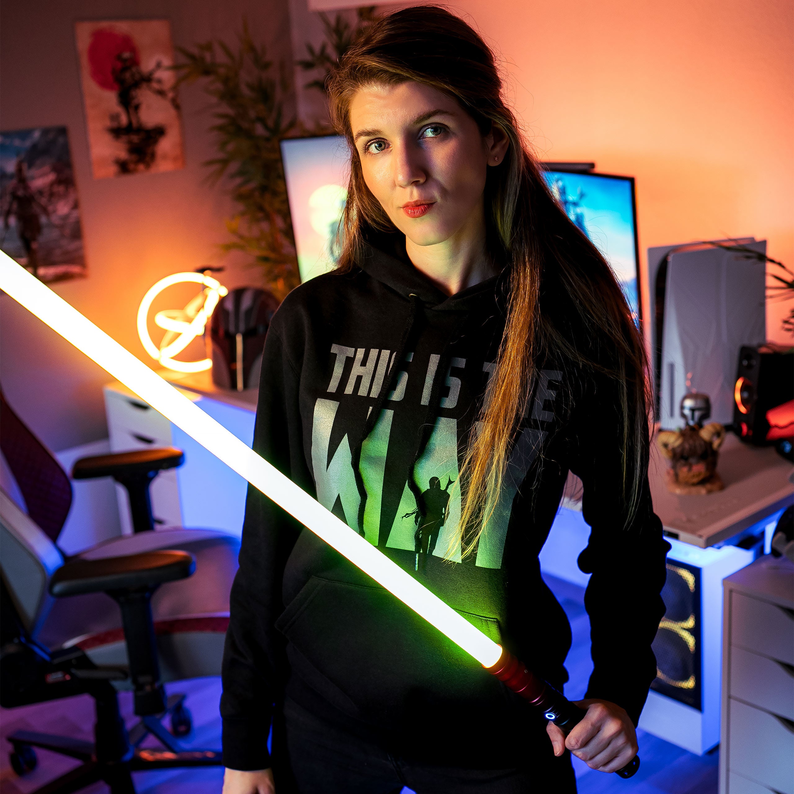 Imagen del producto Sudadera con capucha 'This is the Way' para fans de Star Wars negra