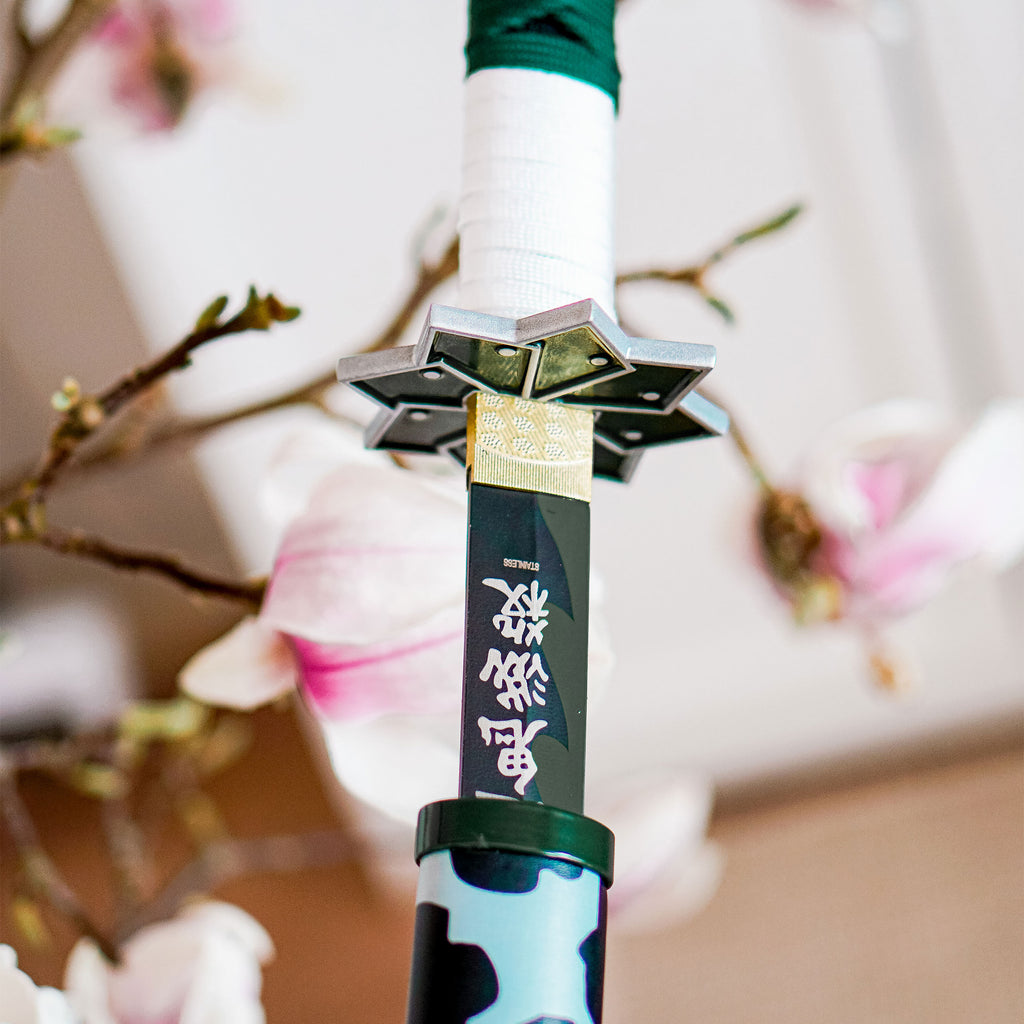 Imagen del producto Réplica de Katana Sanemi con Saya para fans de Demon Slayer