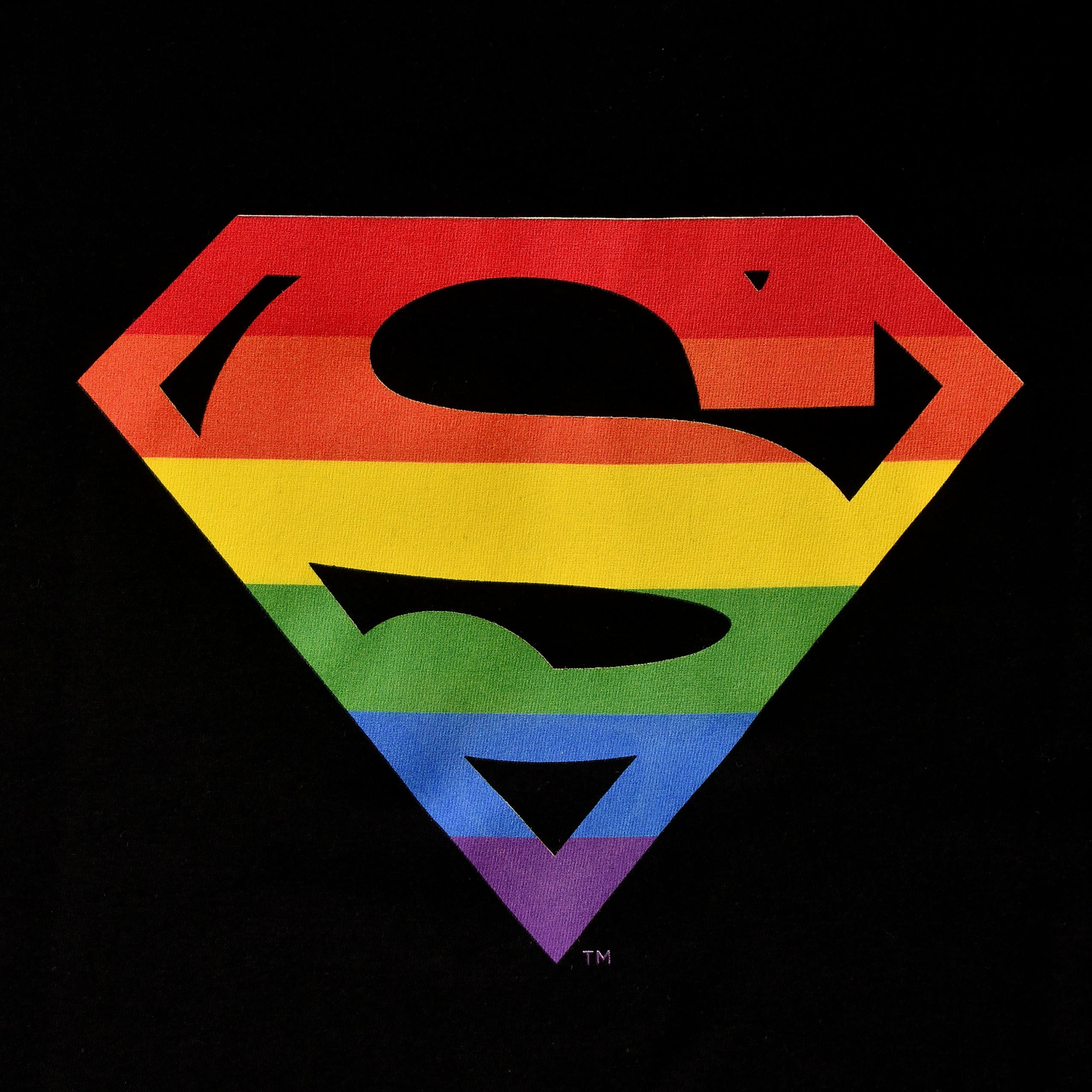 Imagen del producto Superman - Camiseta negra con logo de orgullo