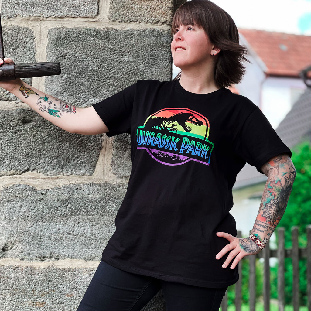Imagen del producto Jurassic Park - Camiseta con logo Pride negra