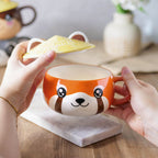 Imagen del producto Taza Kawaii de Panda Rojo con tapa para fans de Anime
