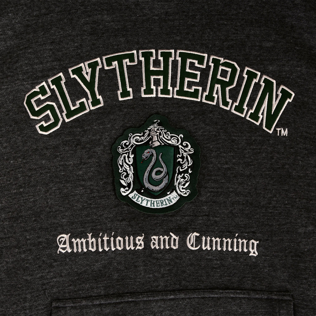 Imagen del producto Harry Potter - Sudadera con capucha premium gris con escudo de Slytherin