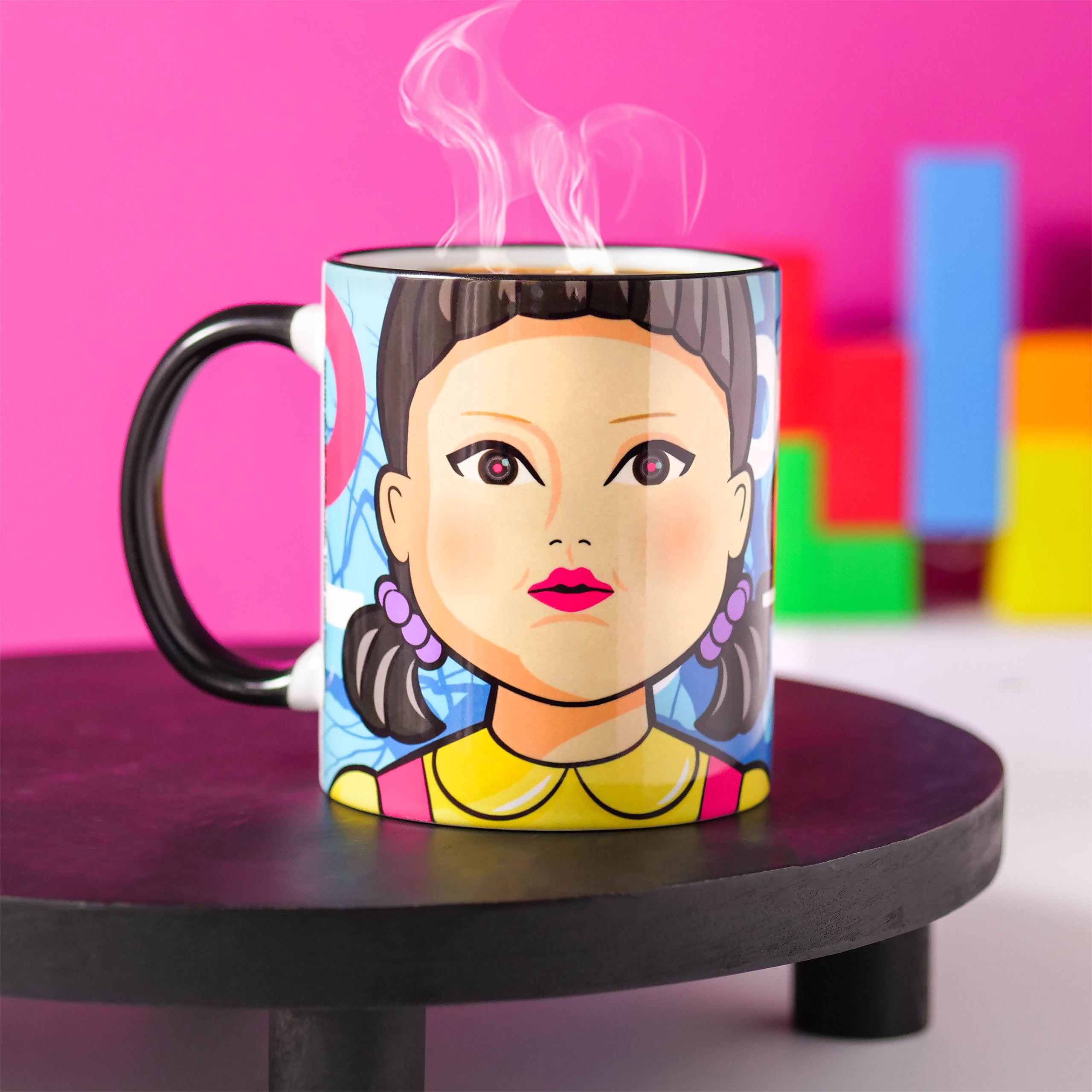 Imagen del producto Squid Game - Taza de muñeca Young-Hee
