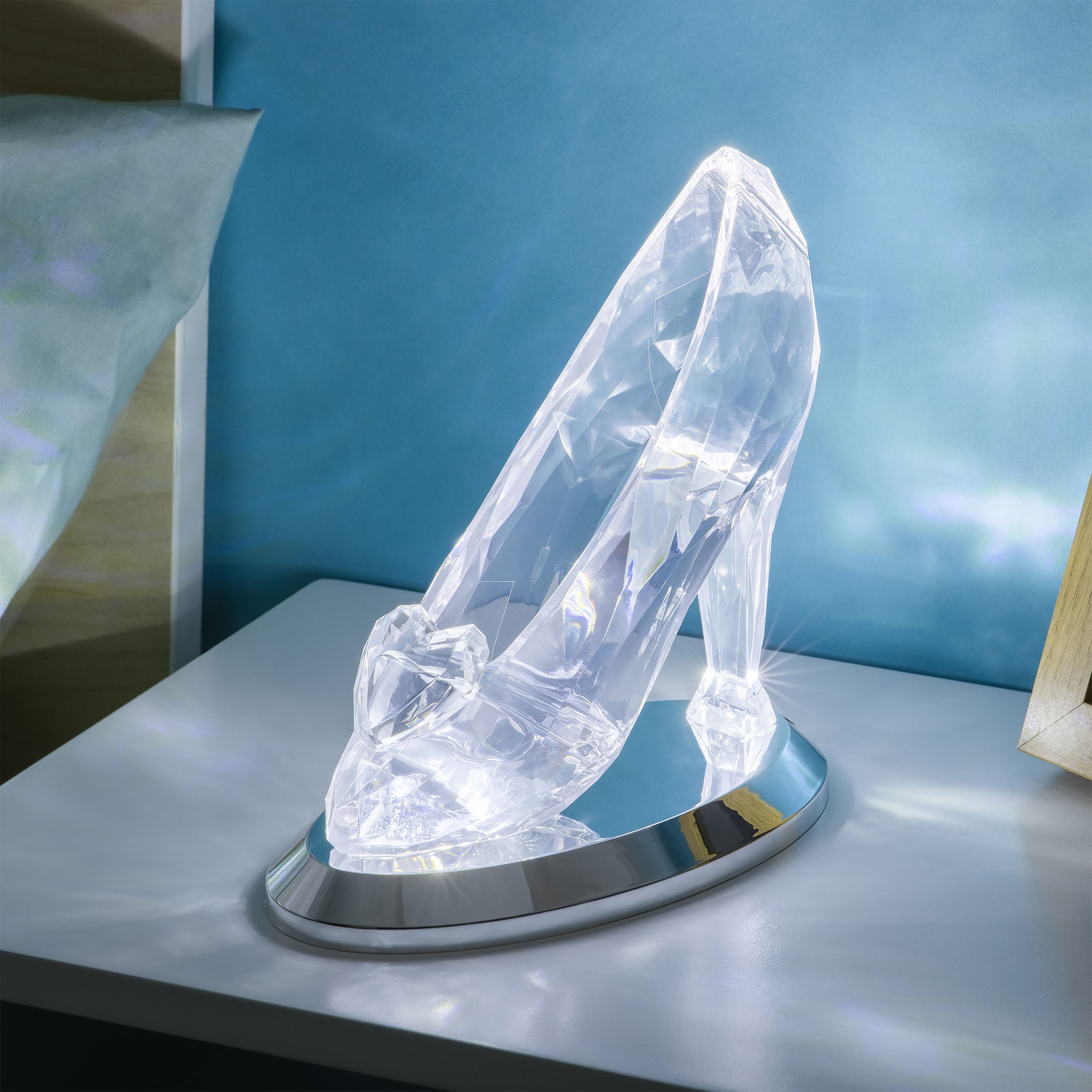 Imagen del producto Cinderella - Lámpara de mesa de zapatilla de cristal