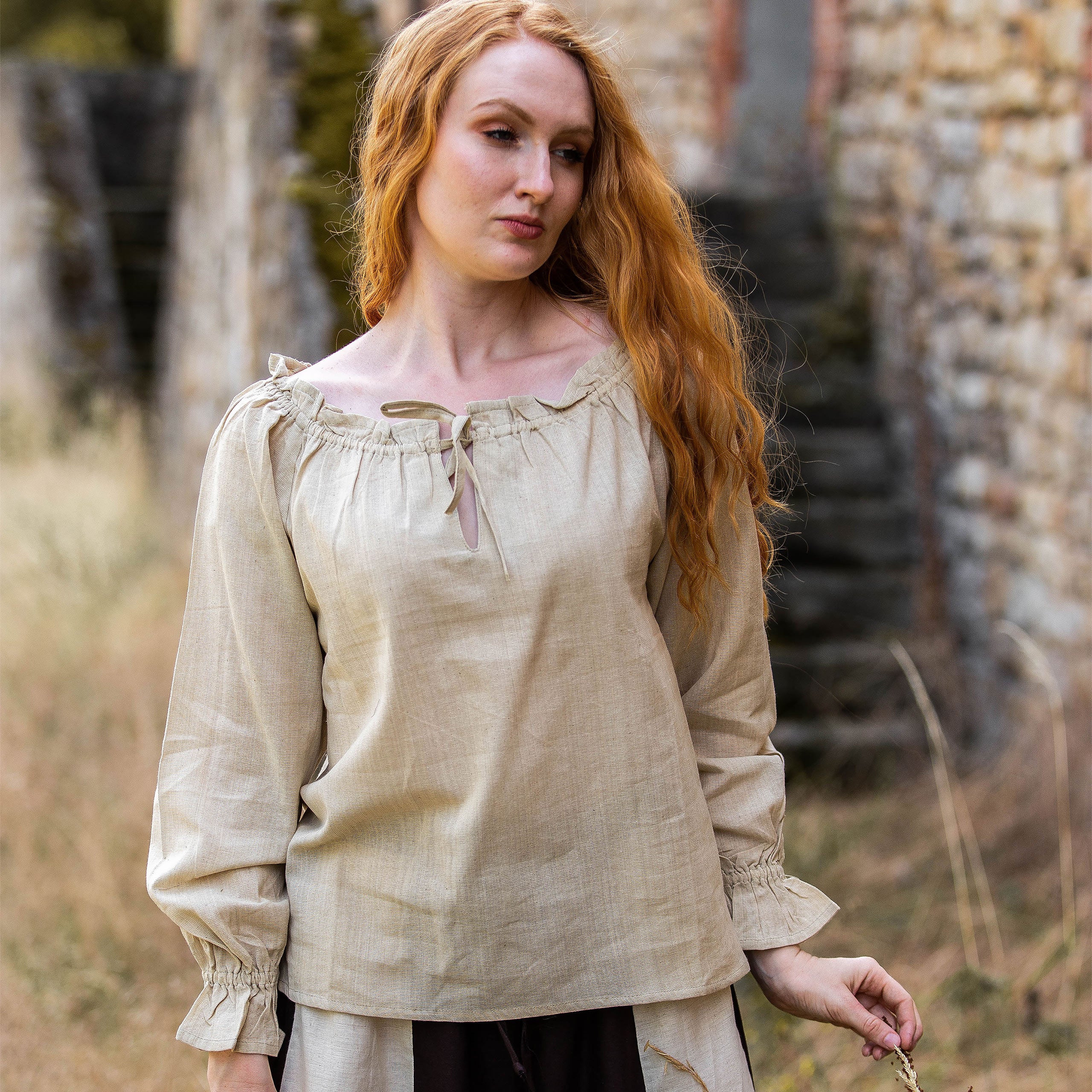 Imagen del producto Blusa medieval con cordones