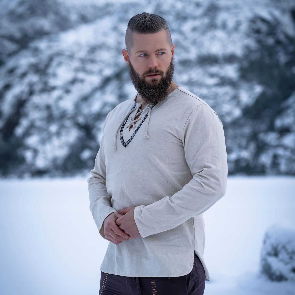 Imagen del producto Camisa medieval con borde natural